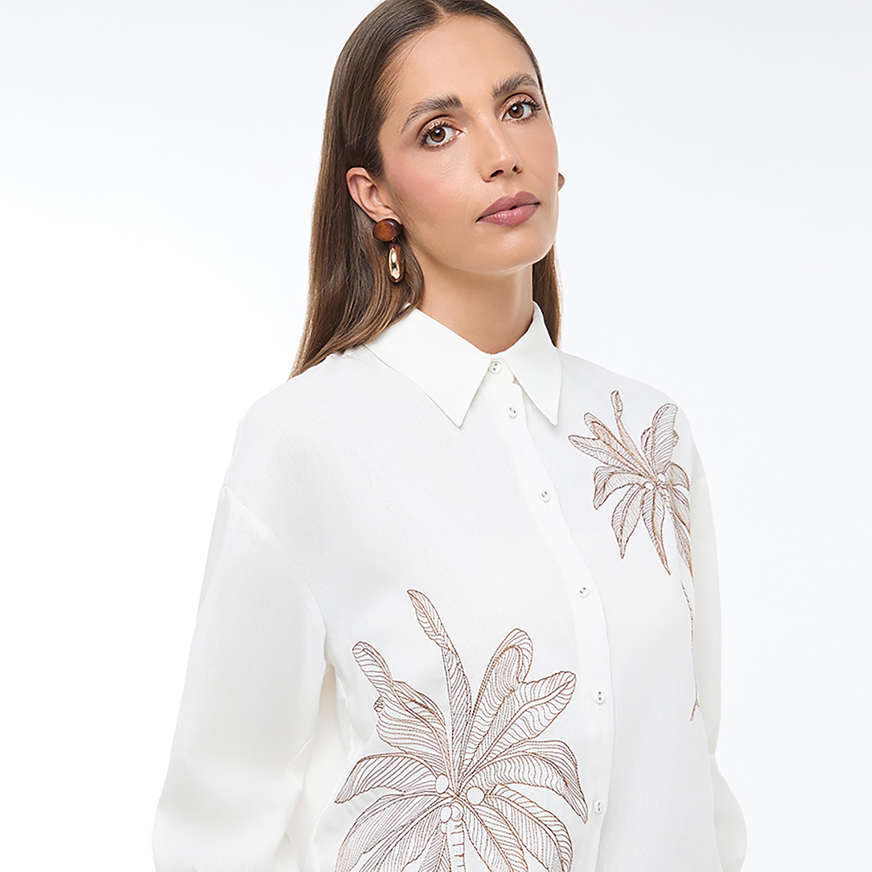 قميص نسائي كتان بتطريز نخيل لون أبيض من بي سي بي جي-women-clothing-shirtsandblouses-shirts-image-5