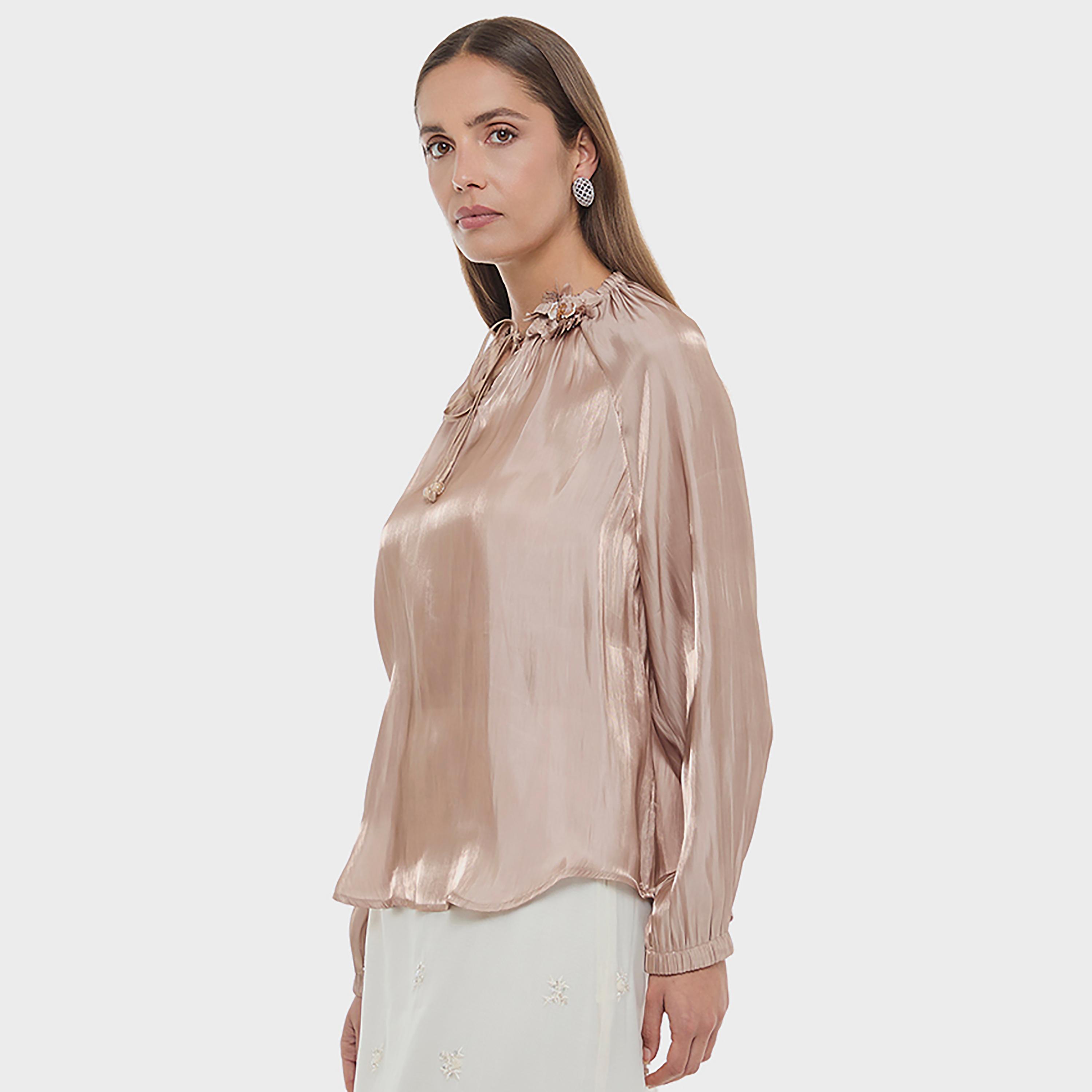 بلوزة نسائية منسوجة بأكمام راغلان وياقة تربط لون بني من بي سي بي جي-women-clothing-shirtsandblouses-blouses-image-3