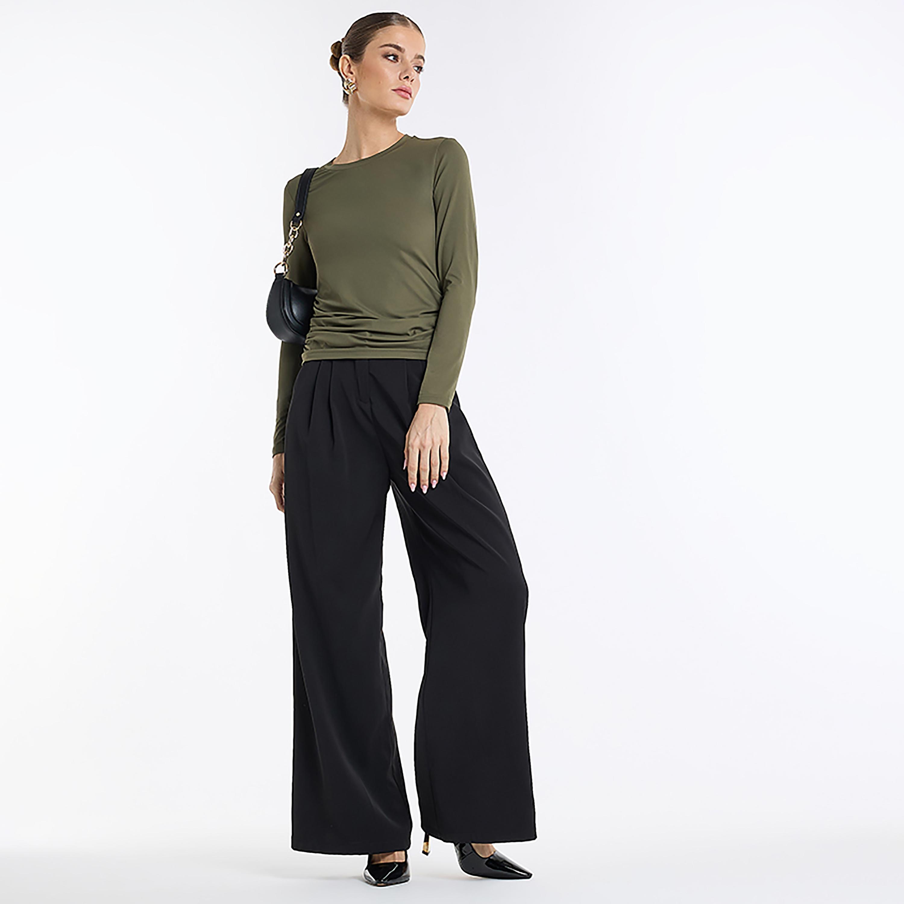 بلوزة نسائية بياقة مستديرة "كرو نيك" من بي سي بي جي-women-clothing-shirtsandblouses-blouses-image-7