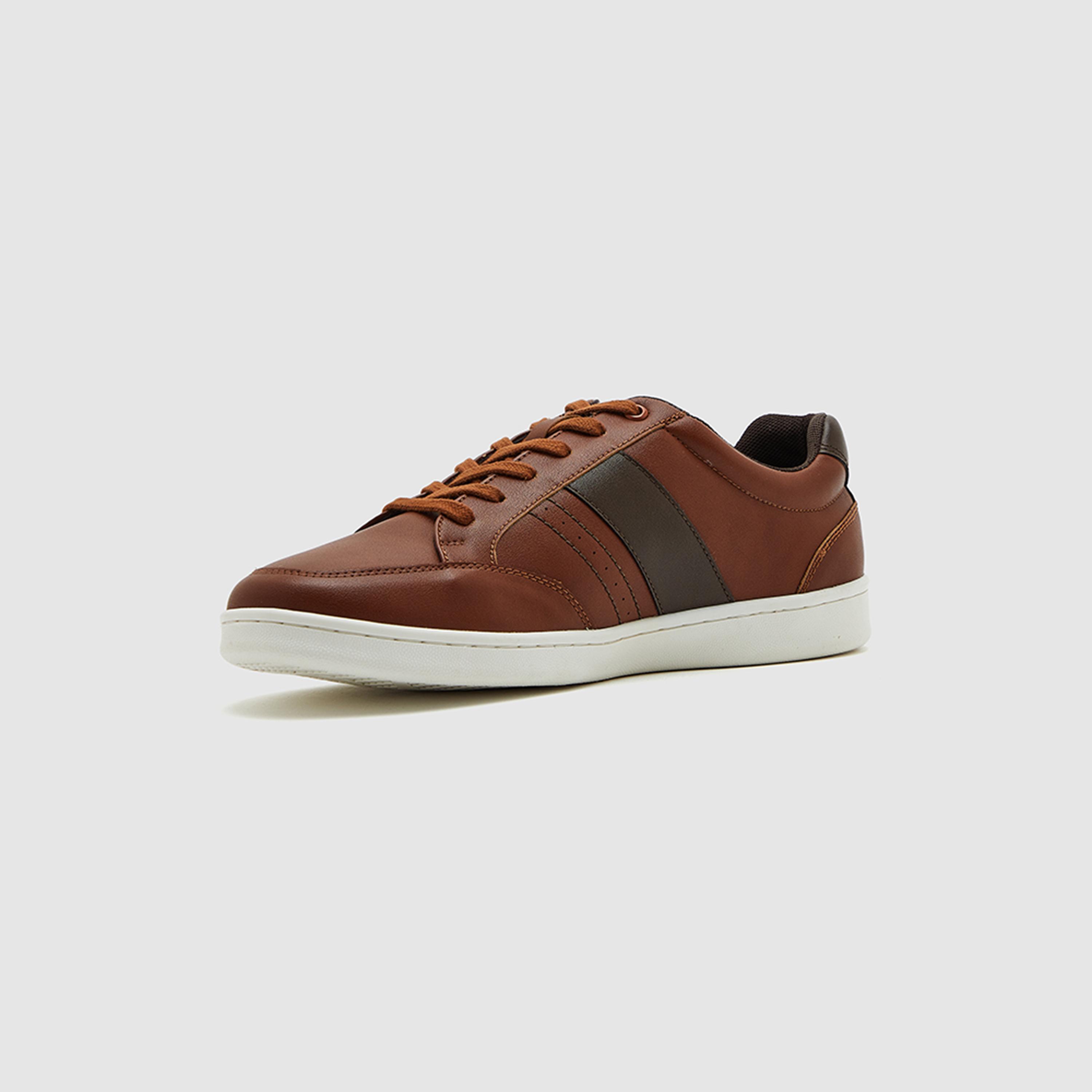 حذاء سنيكرز للرجال برباط علوي منخفض من بيفرلي هيلز بولو كلوب-men-shoes-sneakers-image-3