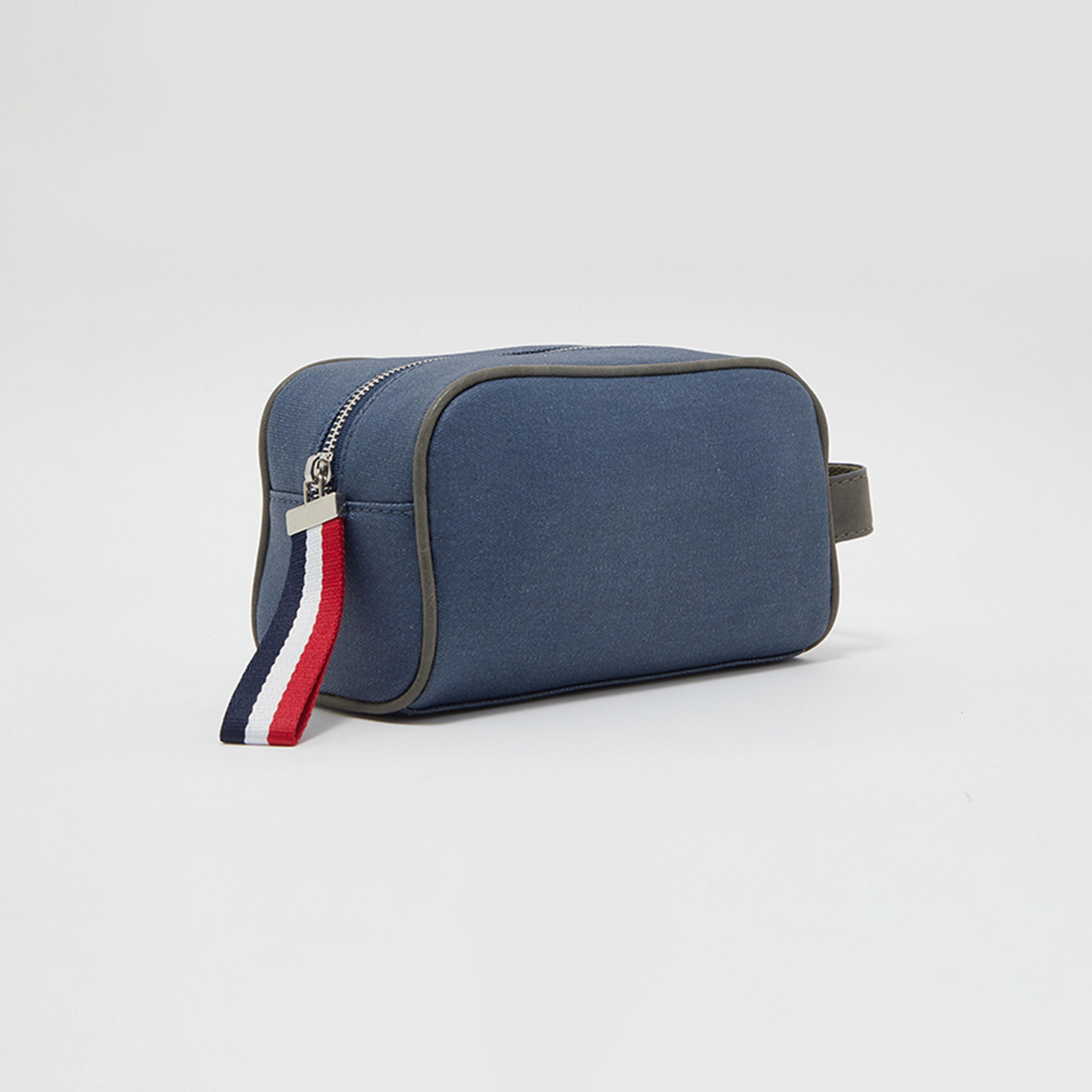 حقيبة أدوات الزينة بطبعة لوجو مع مقبض للإمساك بالمعصم من بيفرلي هيلز بولو كلوب-men-bags-image-2