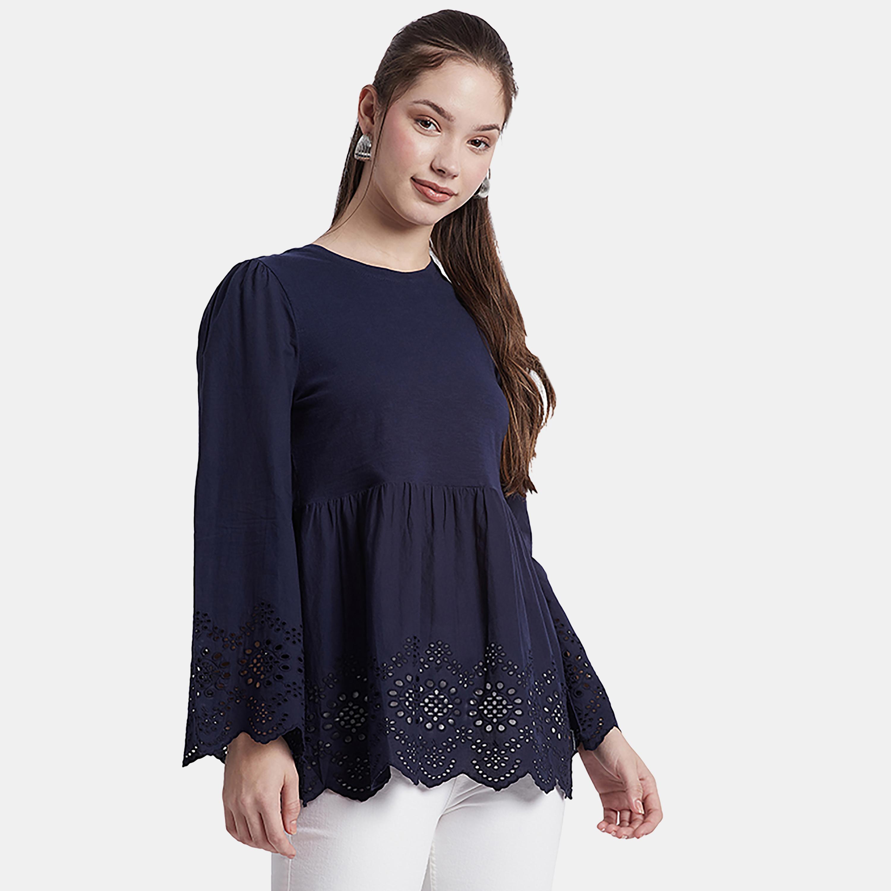 بلوزة شيفلي المزركشة برقبة دائرية وأكمام طويلة من بيفرلي هيلز بولو كلوب-women-clothing-shirtsandblouses-blouses-image-4