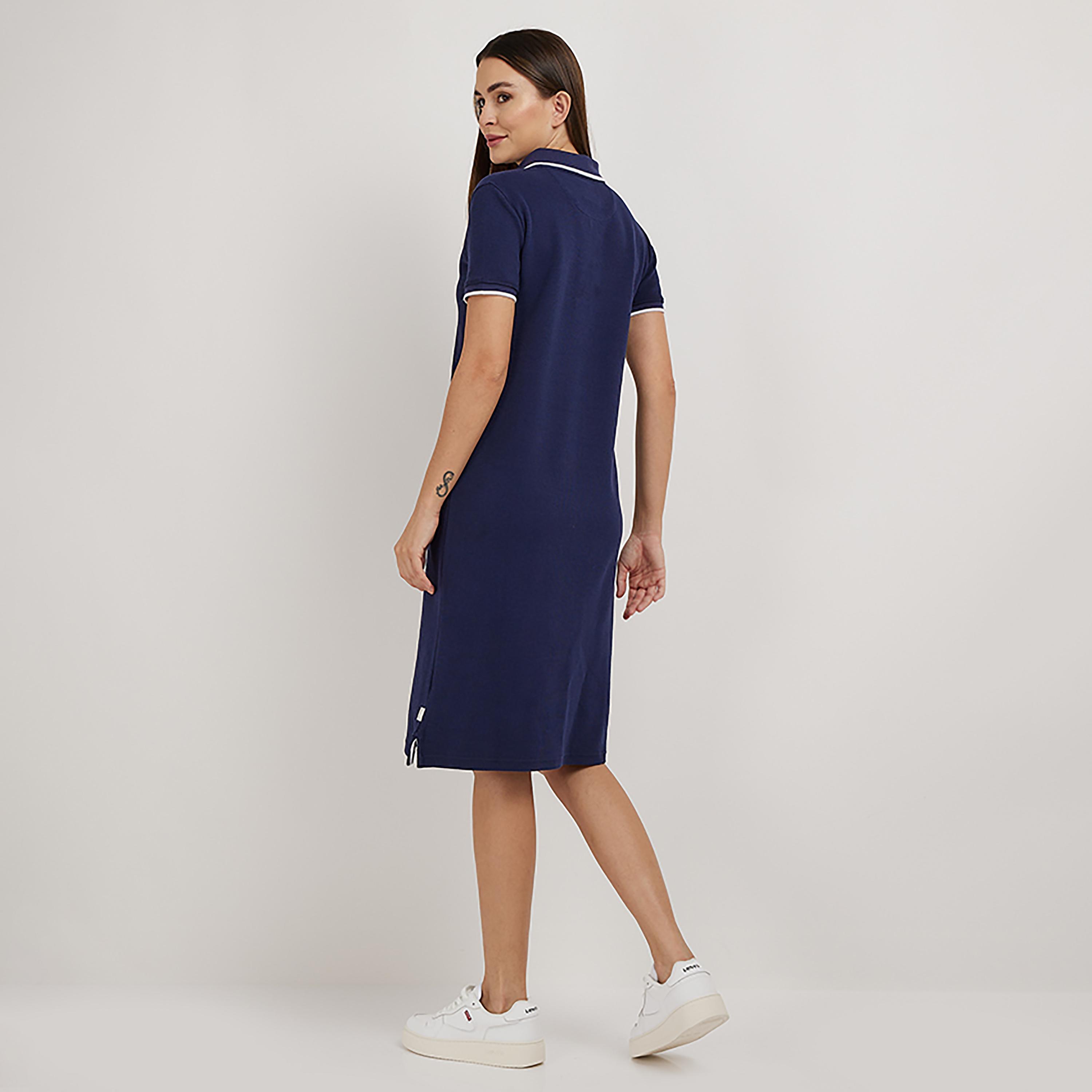 فستان تي شيرت بطول الركبة مع ياقة ذو منسوج بماركة من بيفرلي هيلز بولو كلوب-women-clothing-dresses-image-3