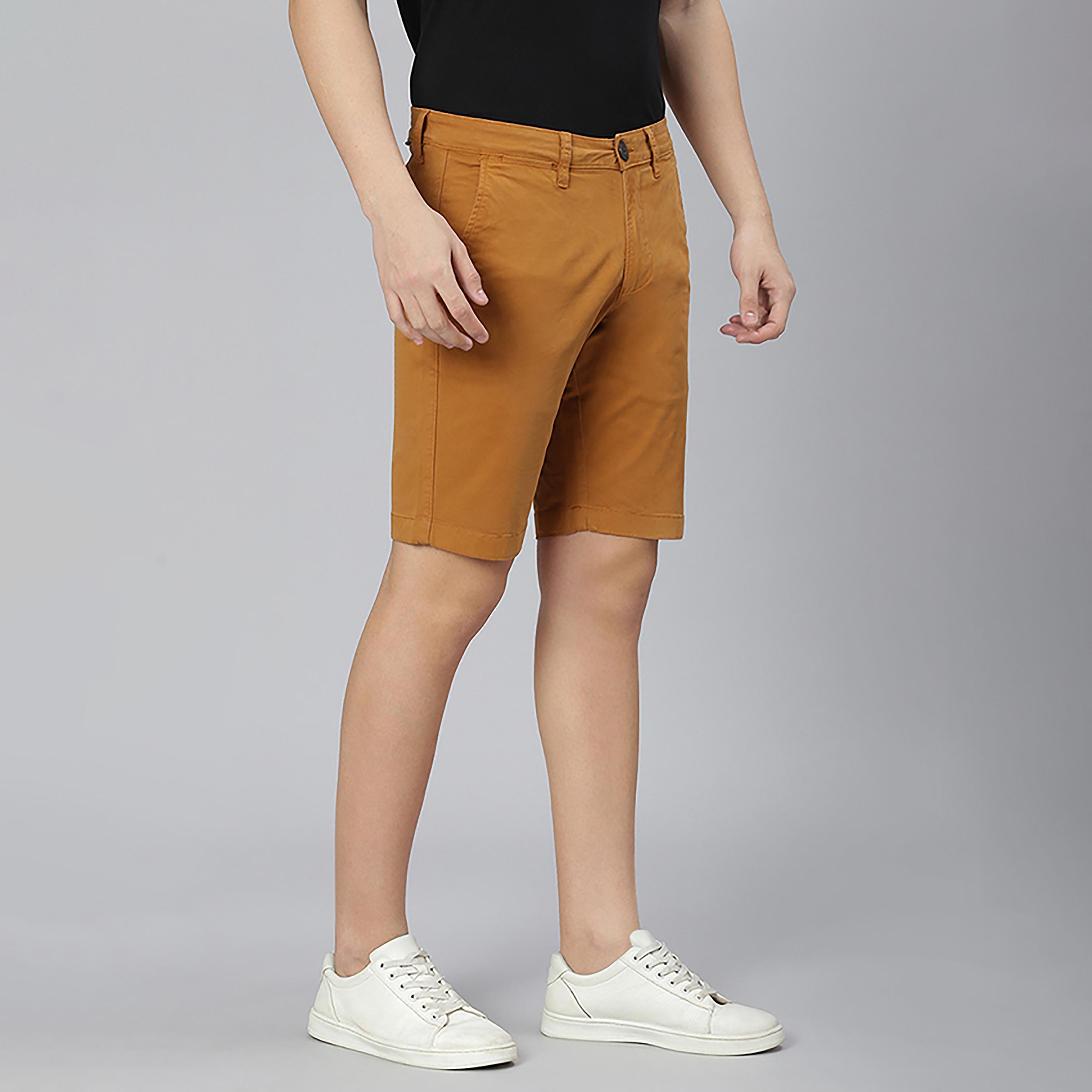 شورت سادة متوسط الارتفاع مع زر للإغلاق من بيفرلي هيلز بولو كلوب-men-clothing-bottoms-shorts-image-3
