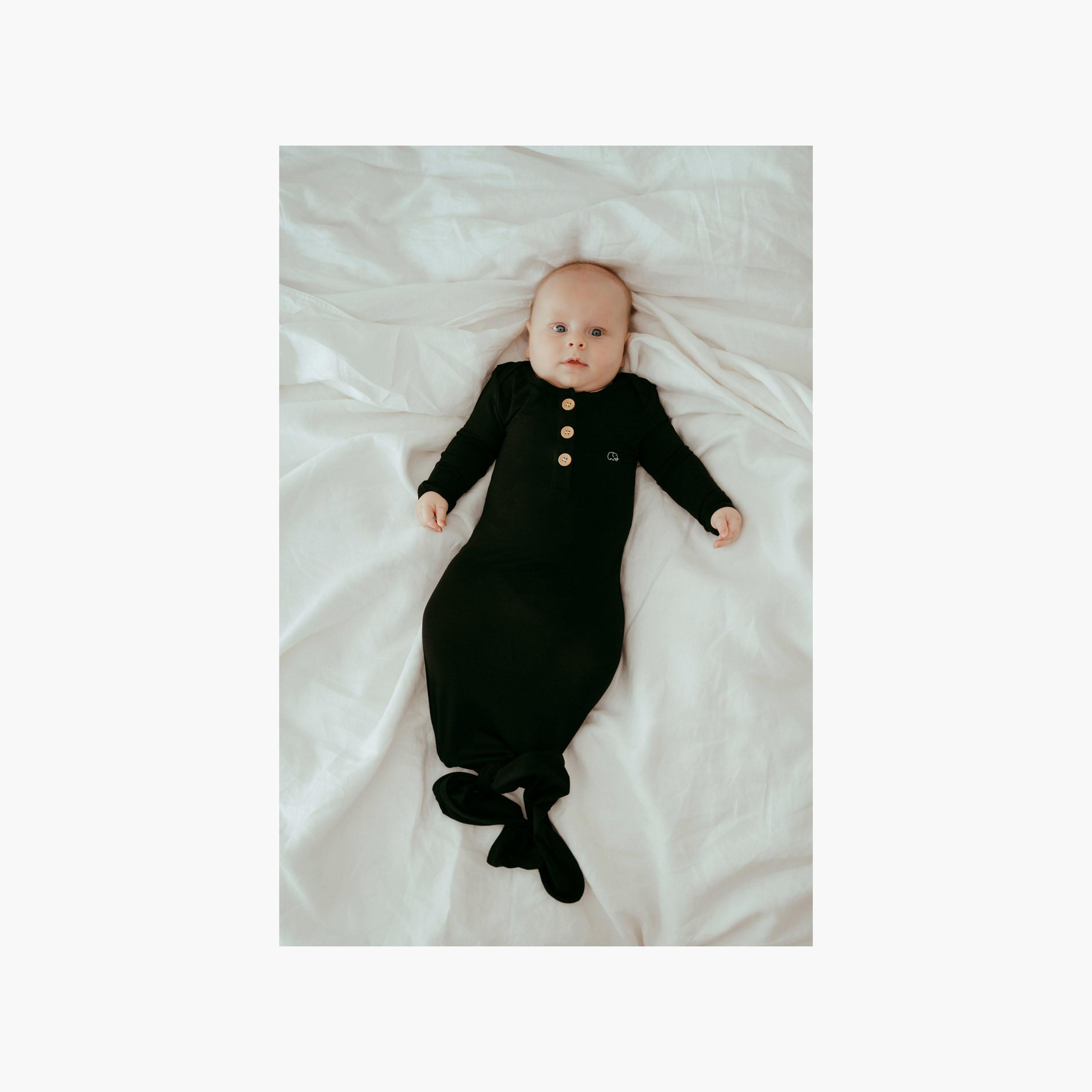 طقم قطعتين ثوب نوم بعقدة وقبعة بيني للأطفال من أنفي بيبي-baby-girls-clothing-nightwear-sleepsuits-image-5
