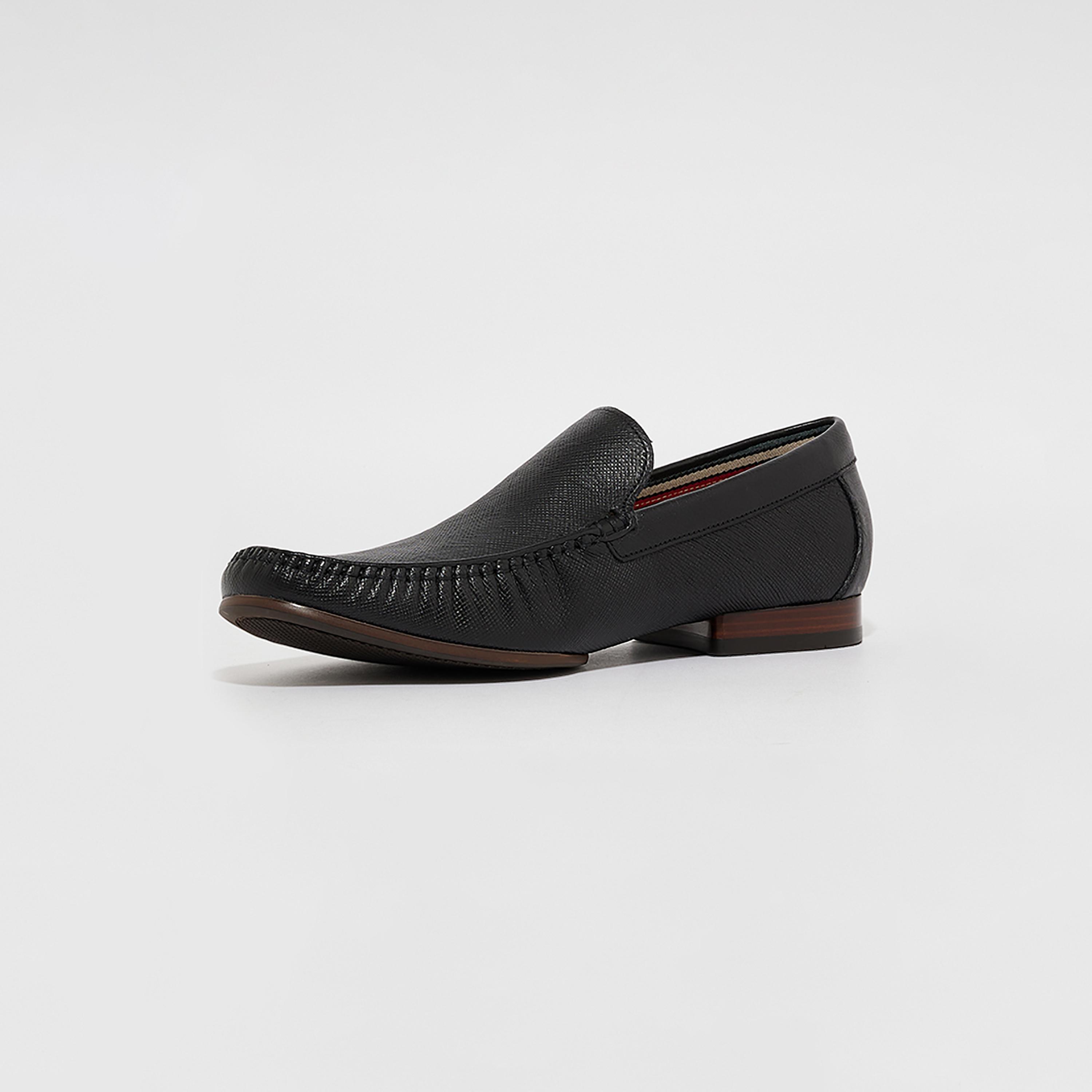 حذاء لوفر ذو سلیب آن من هاش بابيز لوكاس للرجال | C301-men-shoes-formalshoes-image-2