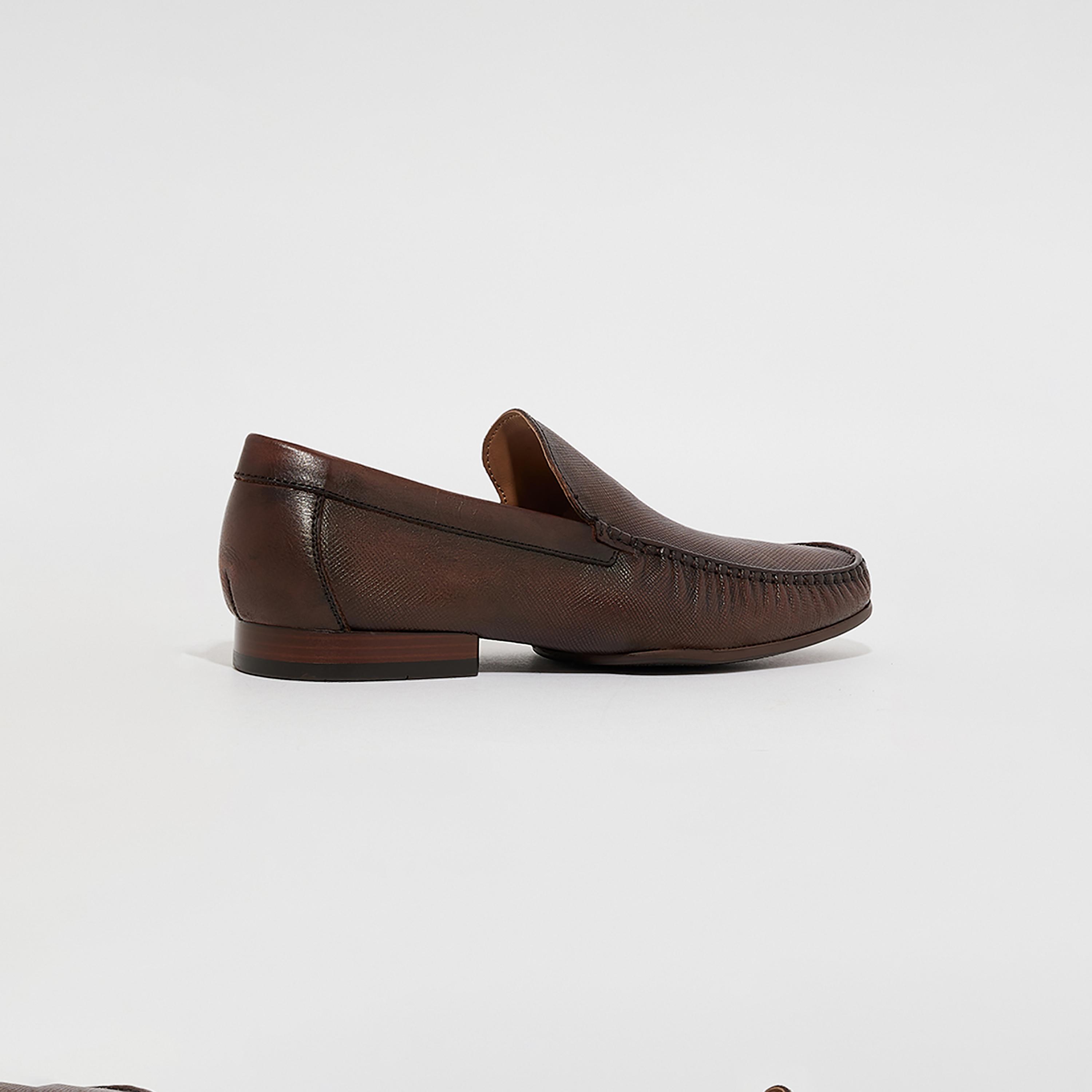 حذاء لوفر ذو سلیب آن من هاش بابيز لوكاس للرجال | C301-men-shoes-formalshoes-image-7