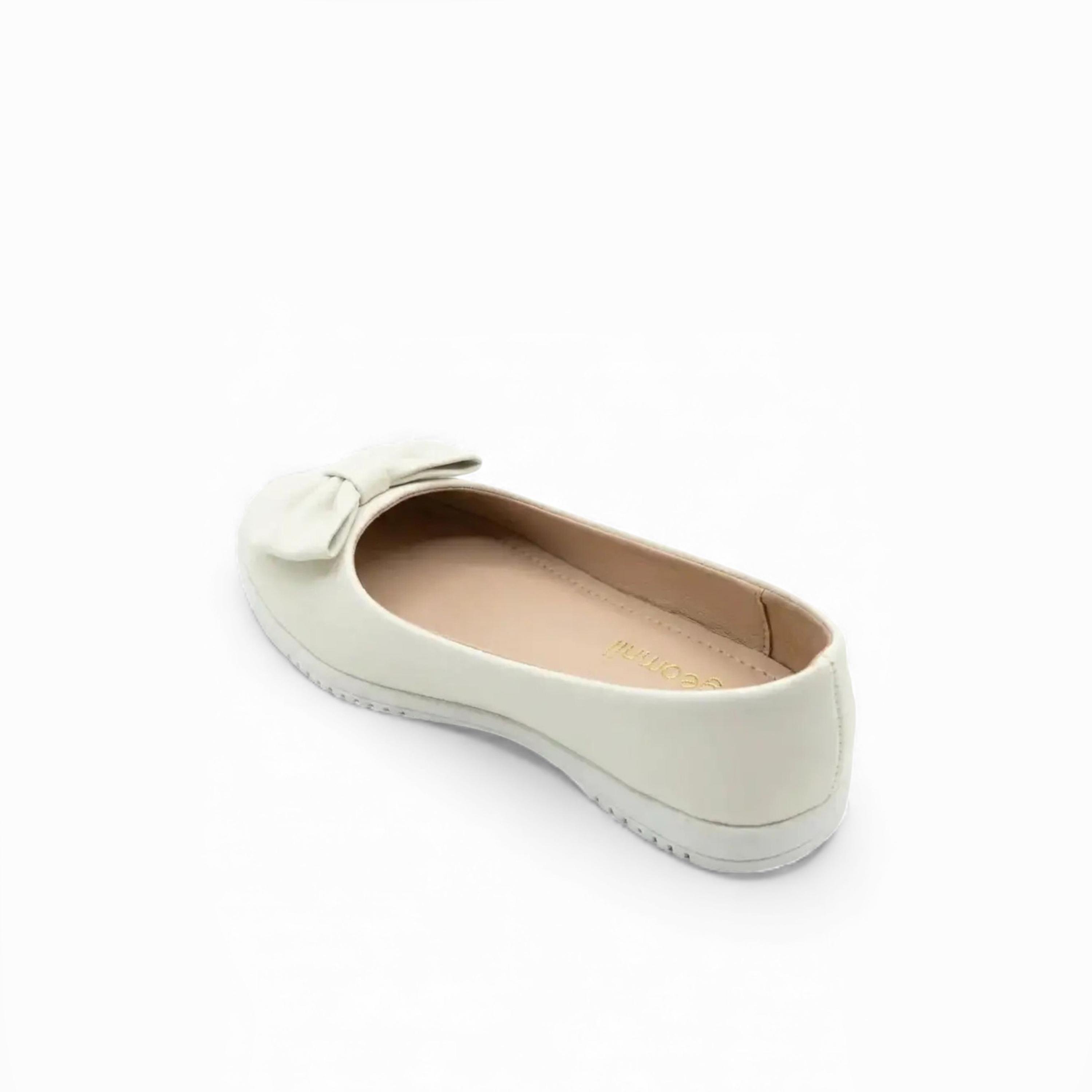 جيومني - حذاء باليرينا روشيل سهل الارتداء مقدمة دائرية للبنات | CLD0911-7-WHITE-girls-shoes-ballerinas-image-5