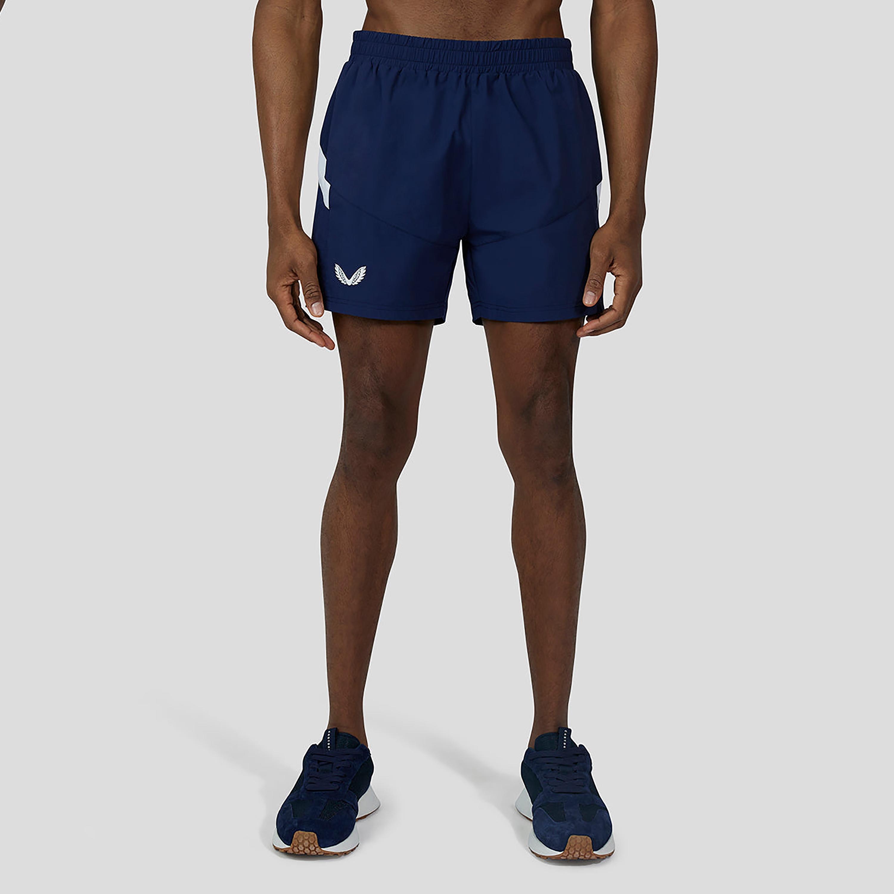 شورت أزرق داكن بحزام خصر مطاطي للرجال من Castore-men-clothing-bottoms-shorts-image-1