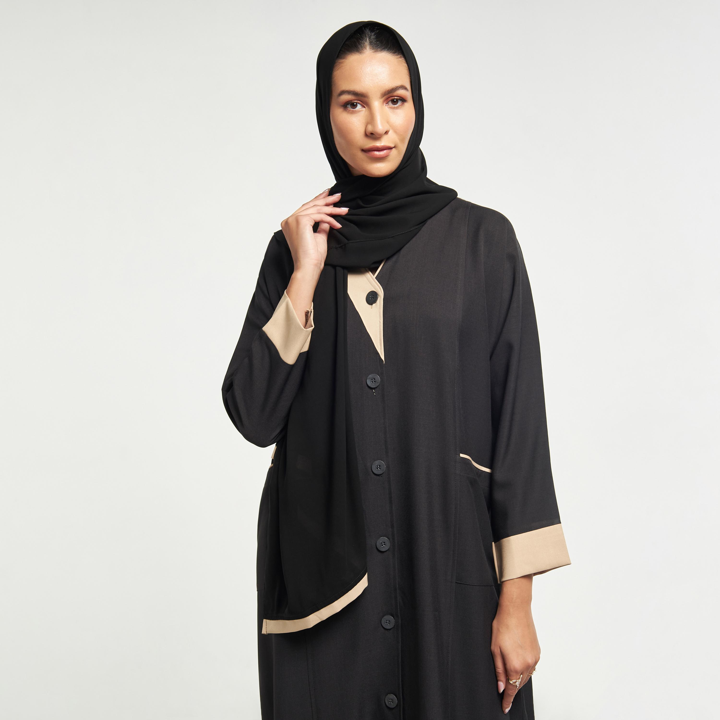 Hadiyath Al Madinah Panelled V-neck Abaya with Hijab-women-arabicclothing-abayas-image-2