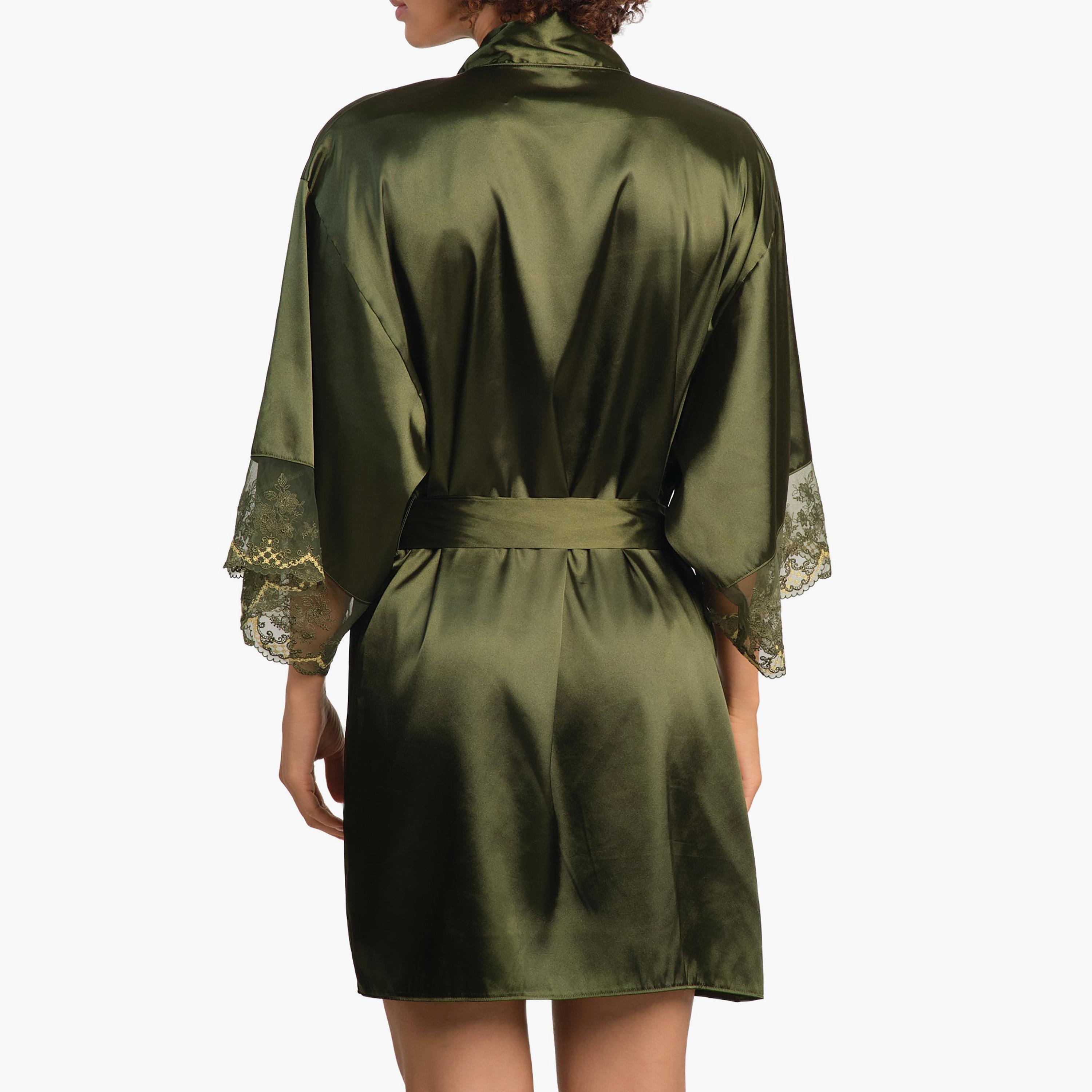 روب نسائي قصير بأكمام ثلاثة أرباع من إيسلا آند إيفي-women-clothing-nightwear-robes-image-3