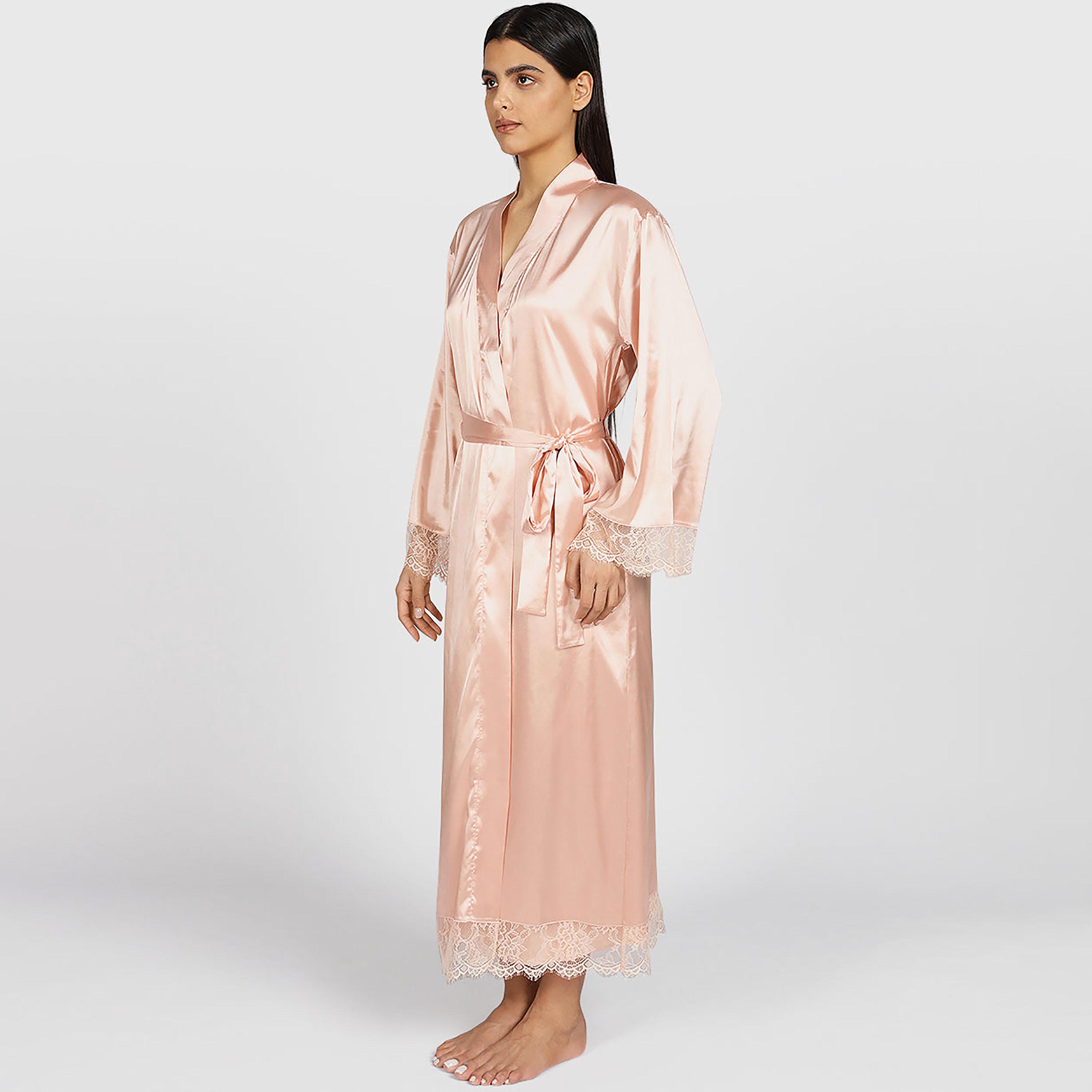 روب نسائي من الدانتيل بياقة على شكل حرف V وأكمام طويلة من إيسلا اند إيفي-women-clothing-nightwear-robes-image-3