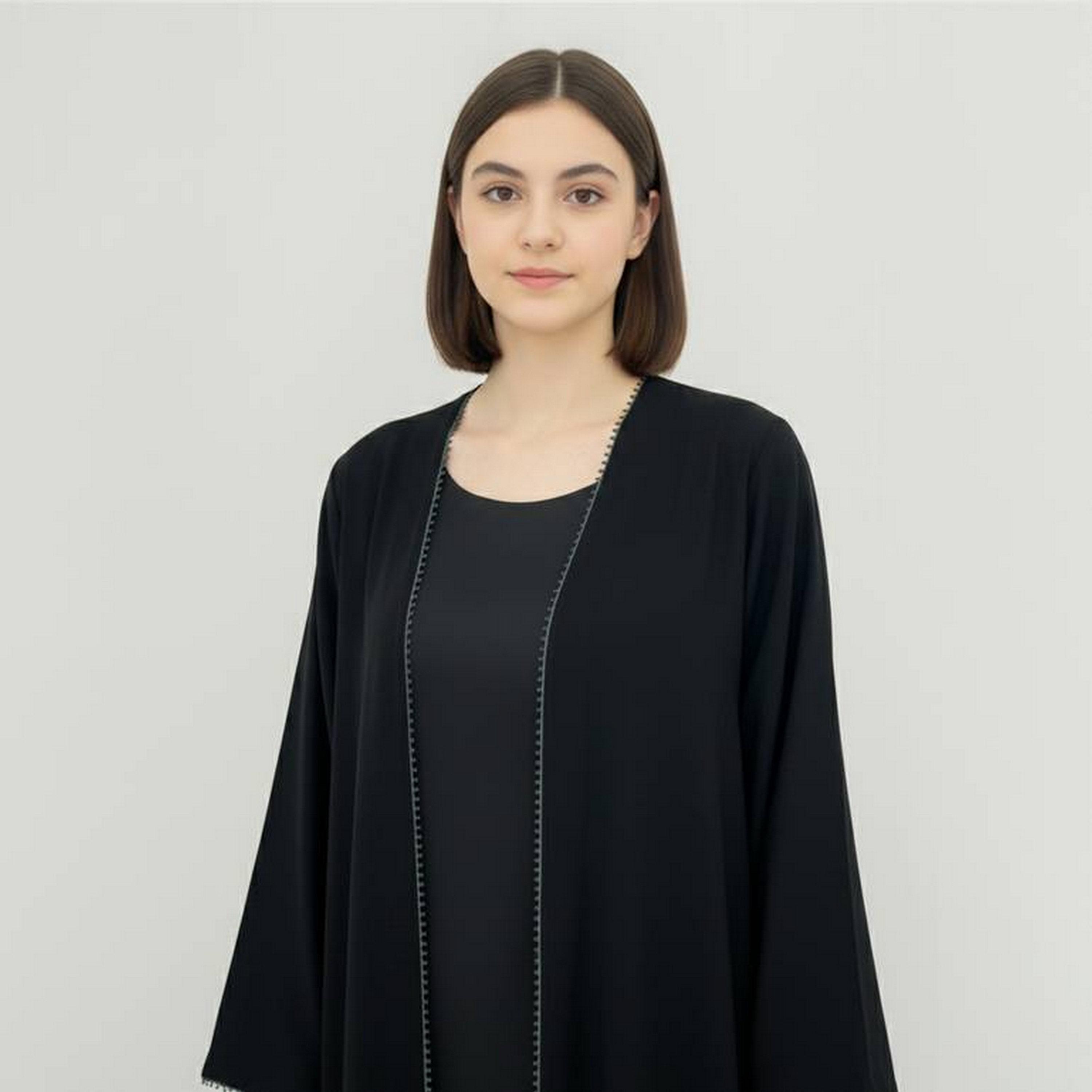 عباءة كتان بأشرطة مطرزة مع طرحة للبنات من حوراء - أسود-girls-arabicclothing-abayas-image-3