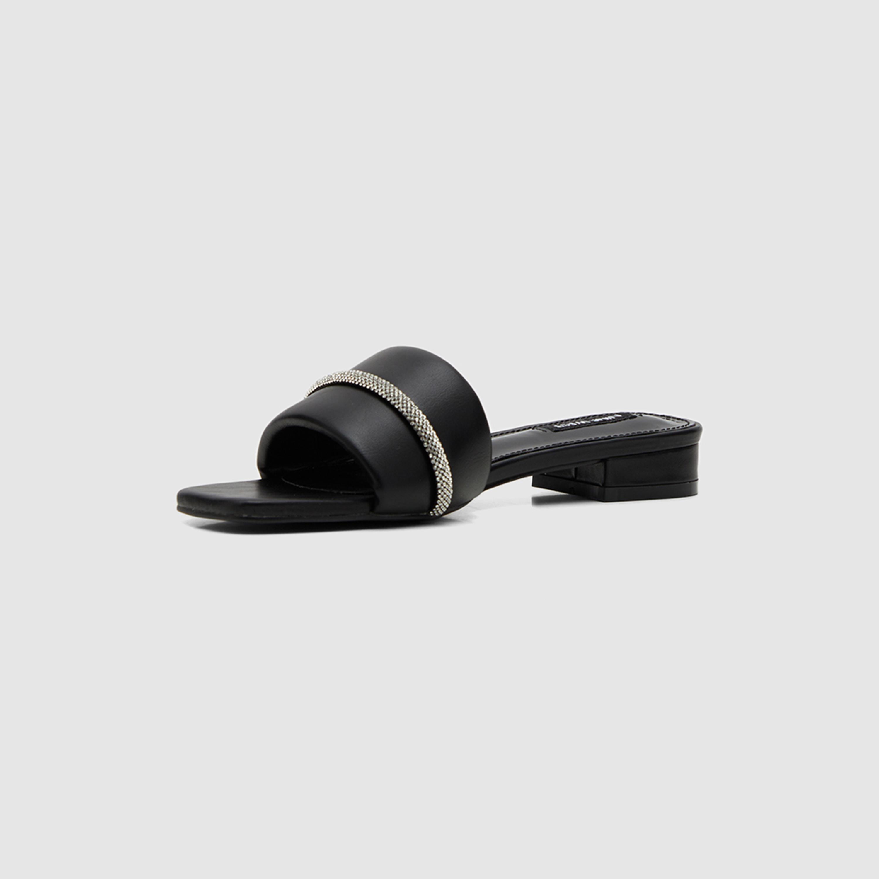 صنادل نسائية من ناين ويست بمقدمة مربعة من الكريستال | D-Y023003-women-shoes-sandals-flats-image-3