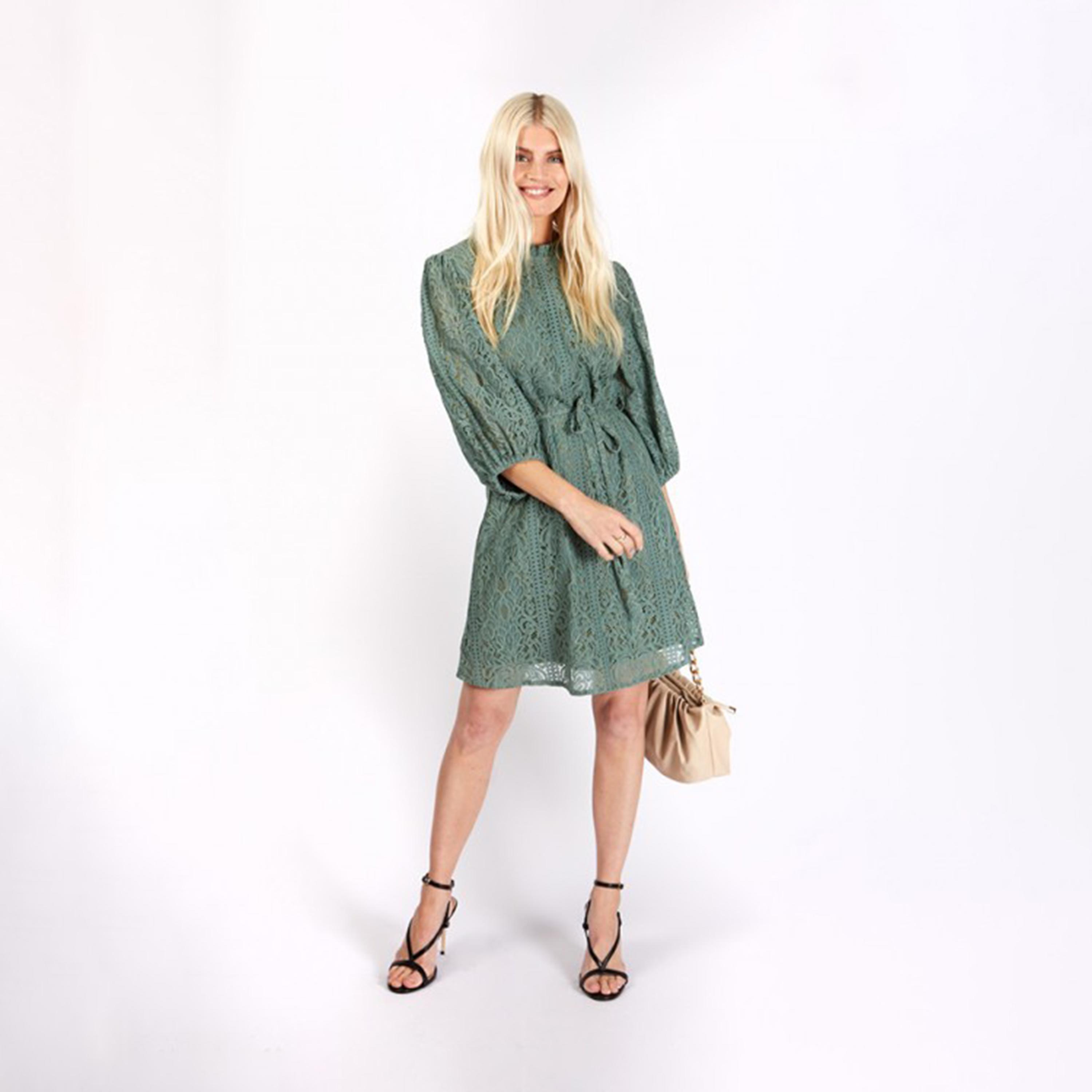 فستان قصير برقبة مكشكشة ذو دانتيل بلون أخضر من ليتل ميستريس -women-clothing-dresses-image-1