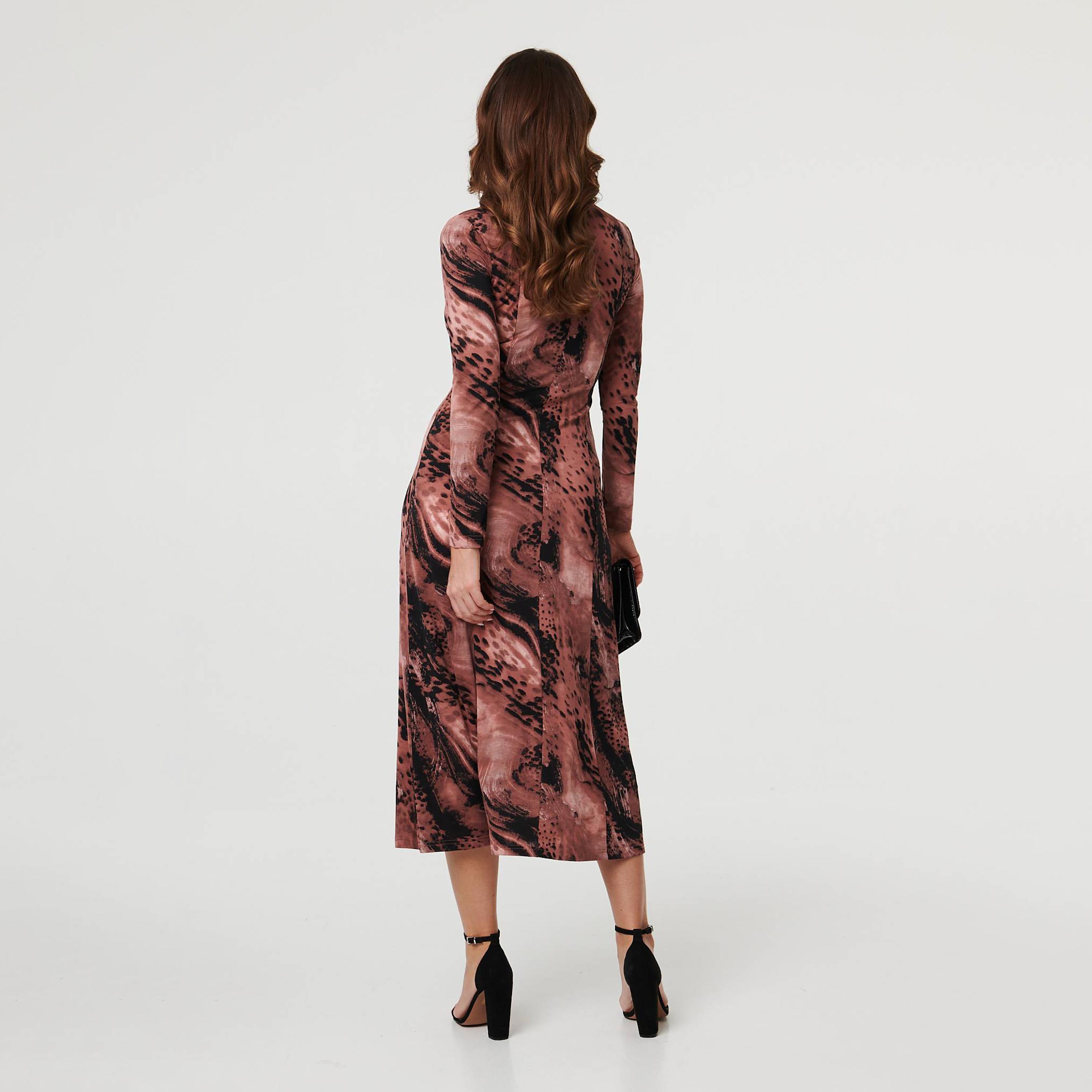 فستان ميدي نسائي بطبعة حيوانات تجريدية باللون البني من إيزابيل لندن-women-clothing-dresses-image-4