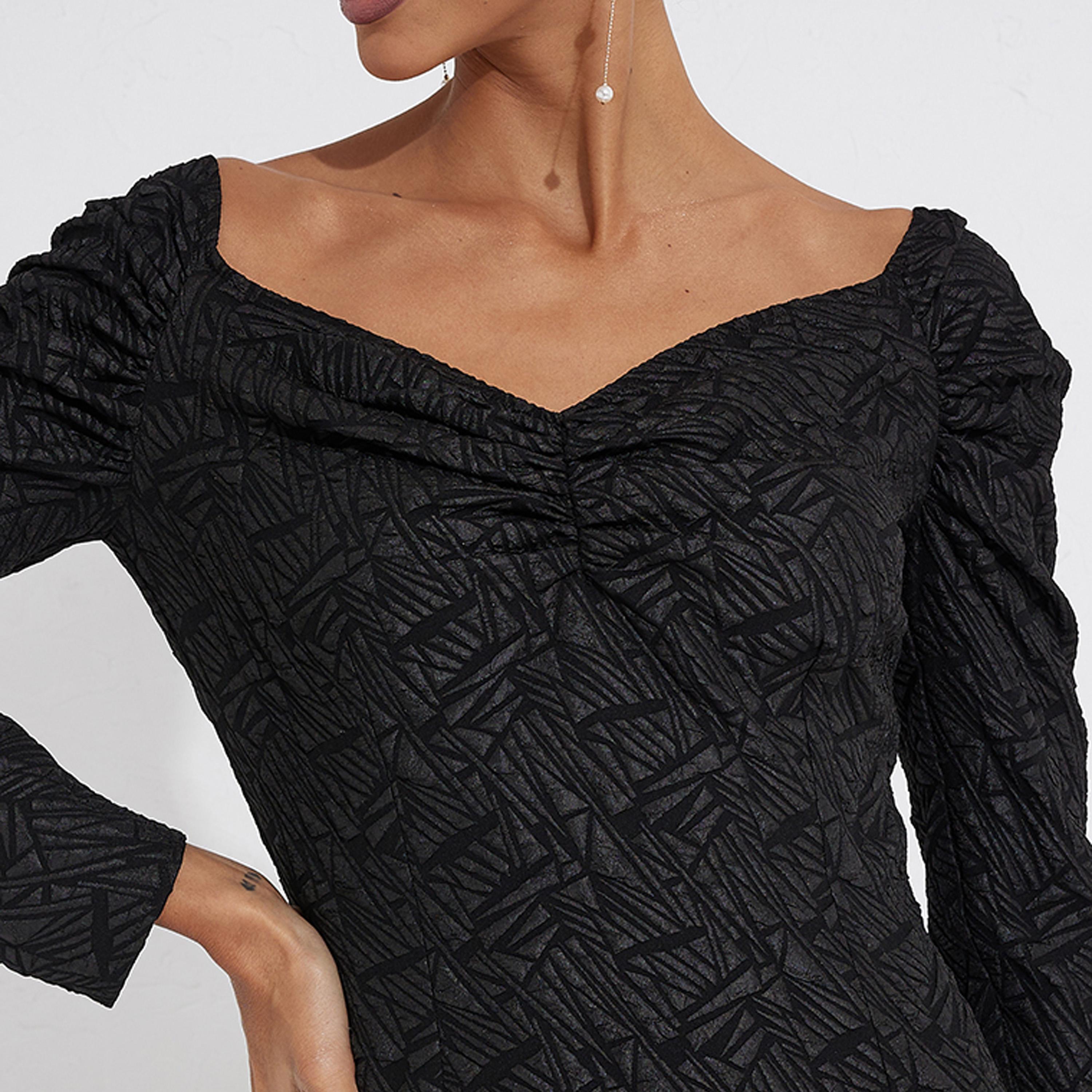 ليتل مسترس- فستان ضيق ياقة على شكل V متوسط الطول أكمام طويلة-women-clothing-dresses-image-3