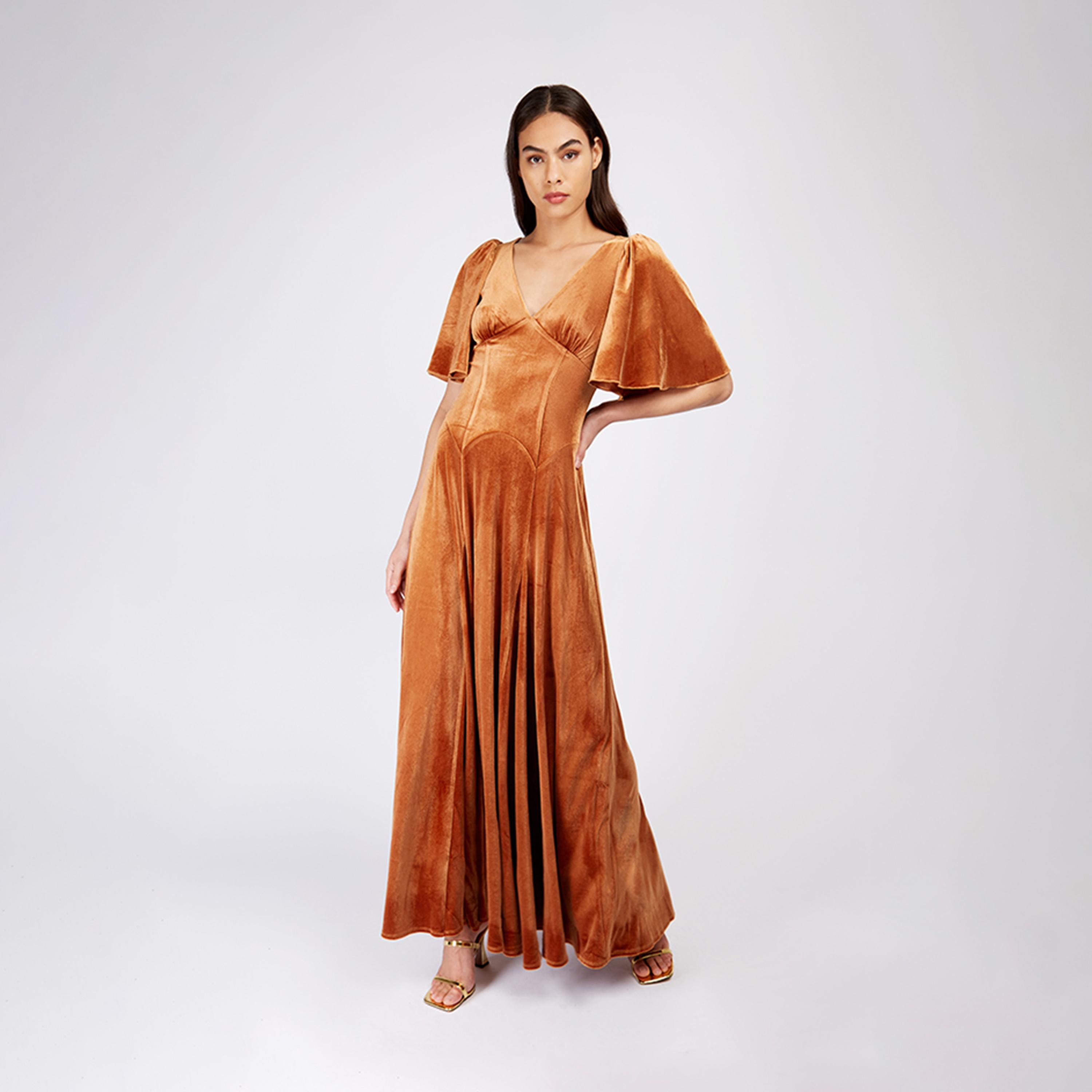 فستان ماكسي على شكل إيه لاين ورقبة على شكل فى من ليتل ميستريس فيلفيت مع أكمام قصيرة-women-clothing-dresses-image-1