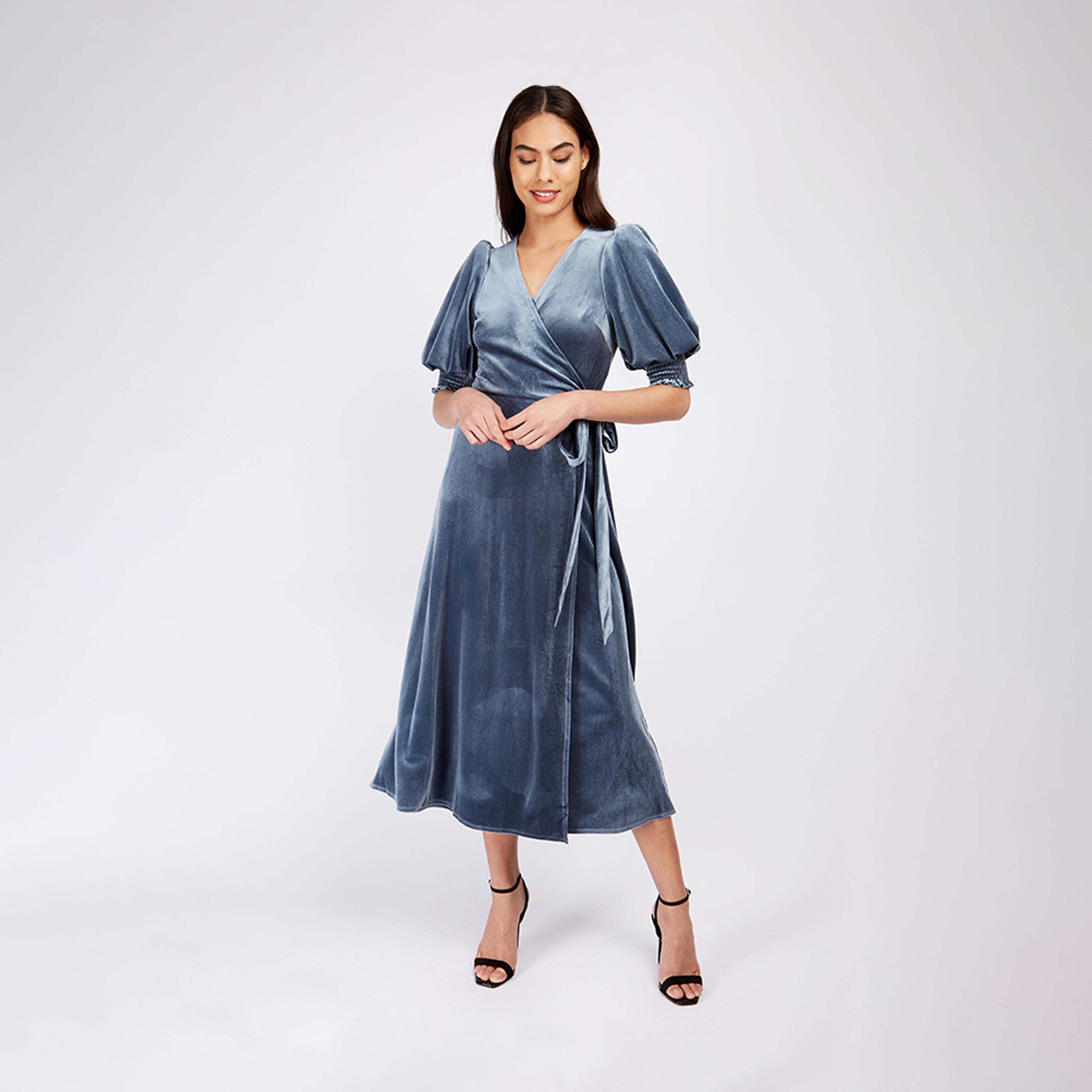 فستان ميدي ملفوف برقبة على شكل فى من ليتل ميستريس فيلفيت مع أكمام قصيرة-women-clothing-dresses-image-1