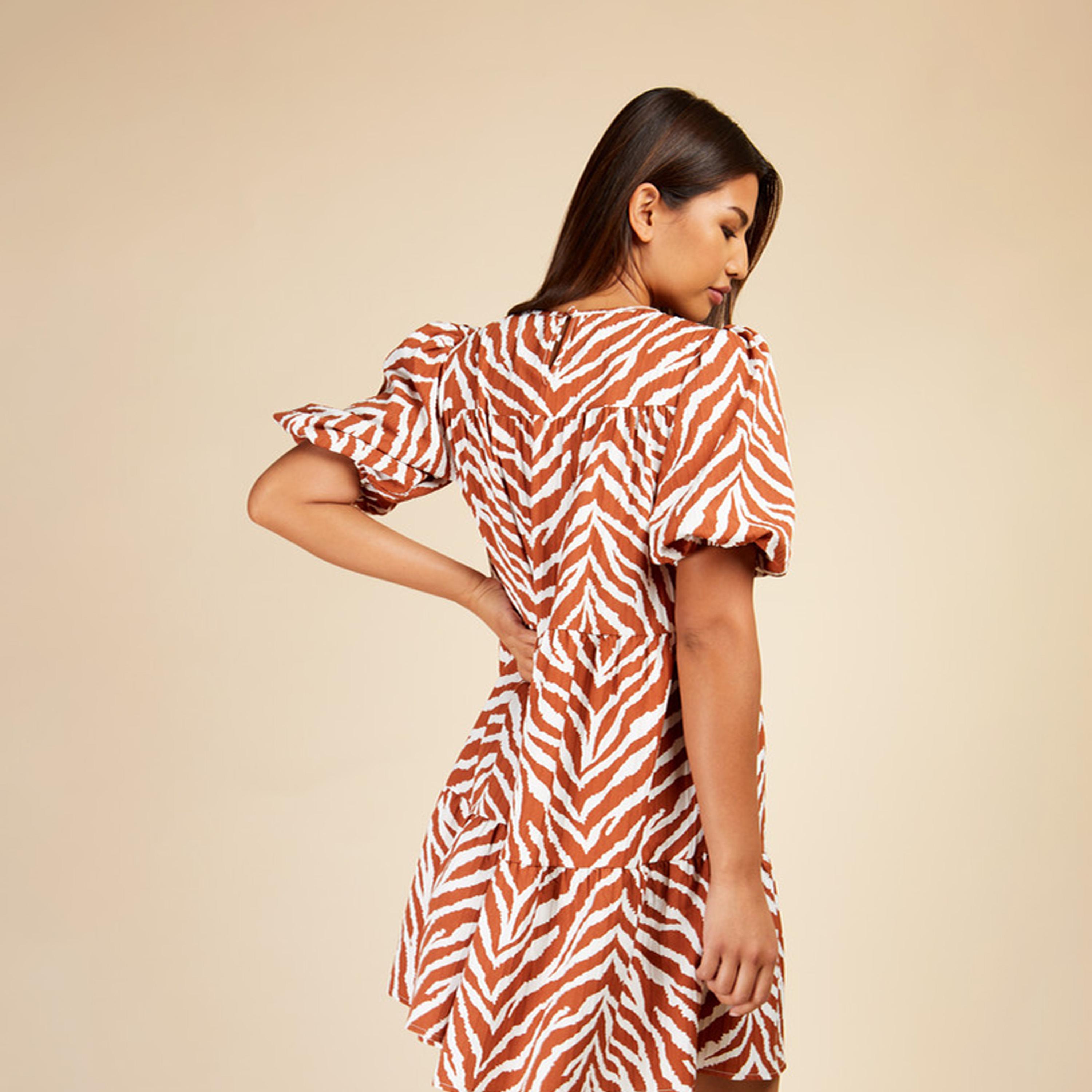 ليتل مسترس- فستان ميني طبقات ياقة مستديرة طبعة حيوانات أكمام قصيرة-women-clothing-dresses-image-4
