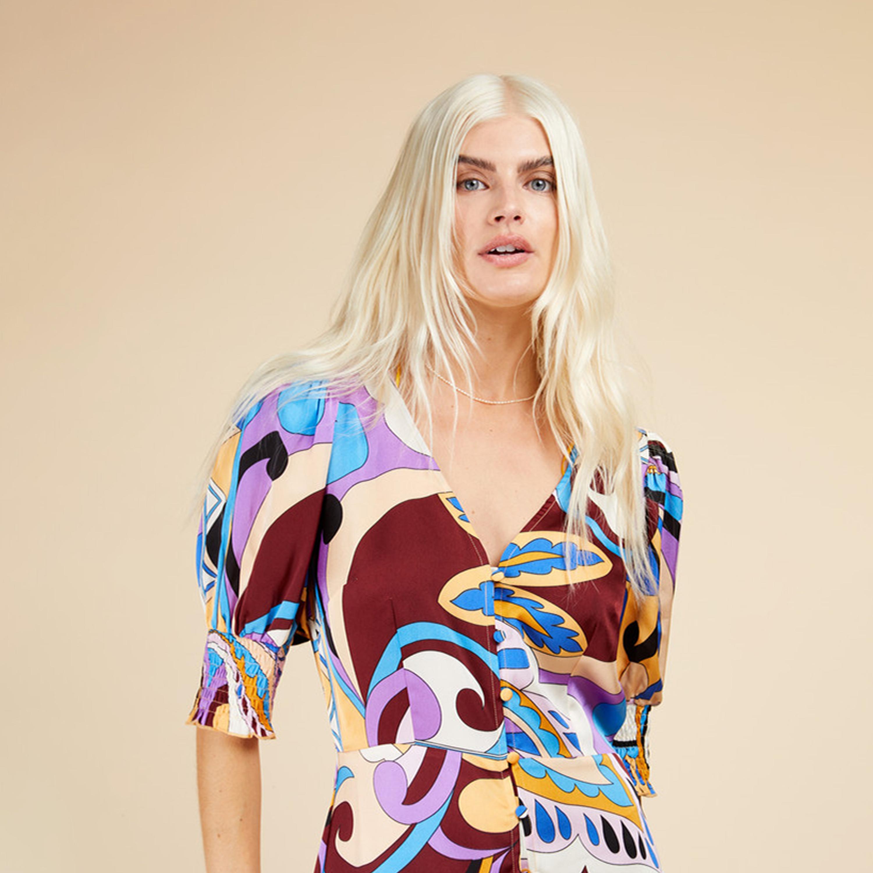 ليتل مسترس- فستان ماكسي بشكل A ياقة على شكل V تصميم منقوش-women-clothing-dresses-image-3
