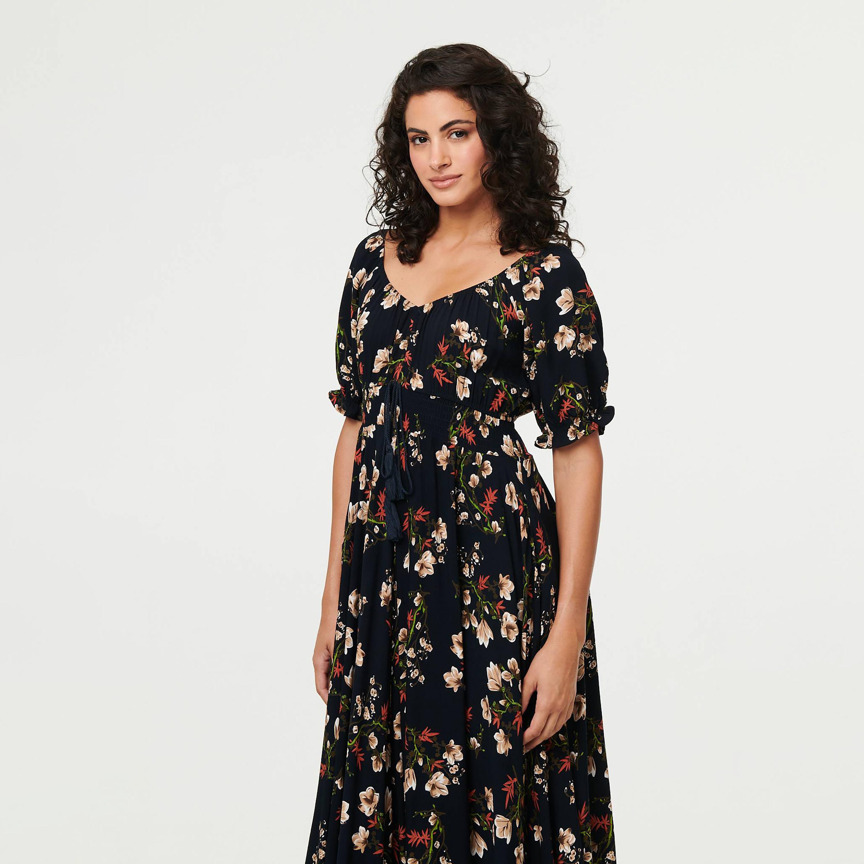 فستان ماكسي "فيت آند فلير" واسع بأكمام "باف" منفوخة وطبعة زهور من إيزابيل لندن-women-clothing-dresses-image-6