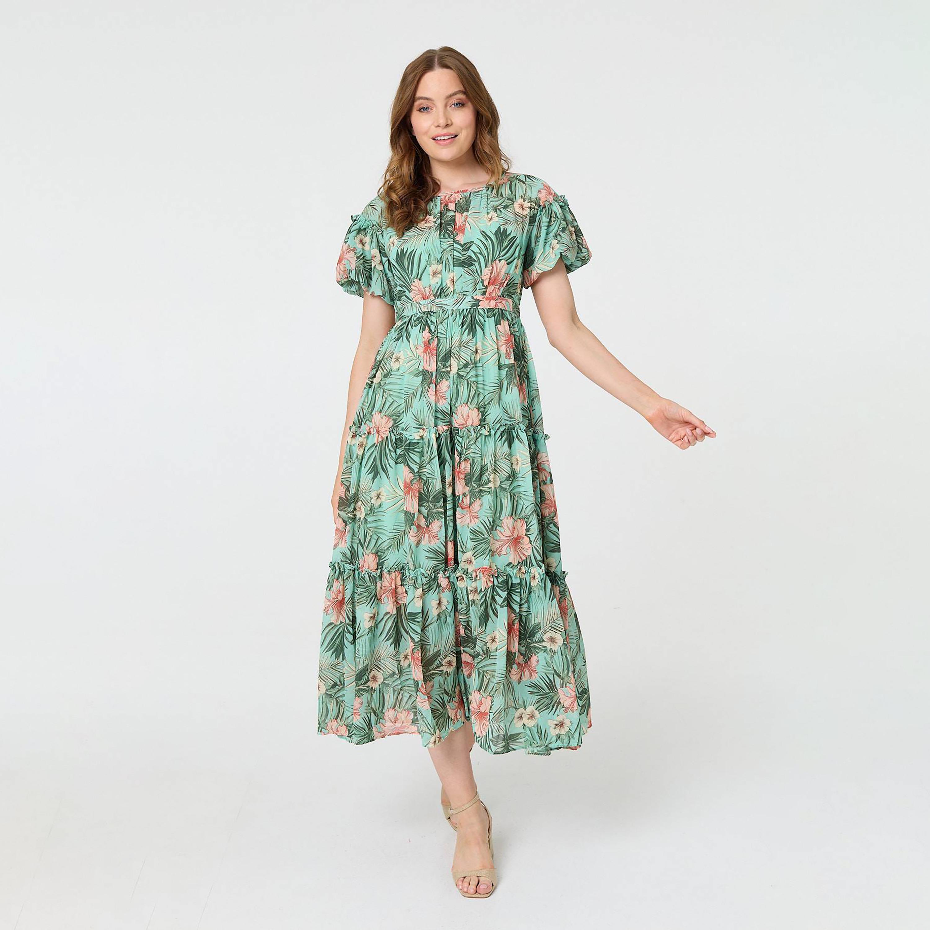 فستان ميدي "تيرد" بأكمام "باف" منفوخة وطبعة زهور بلون أخضر من إيزابيل لندن-women-clothing-dresses-image-1
