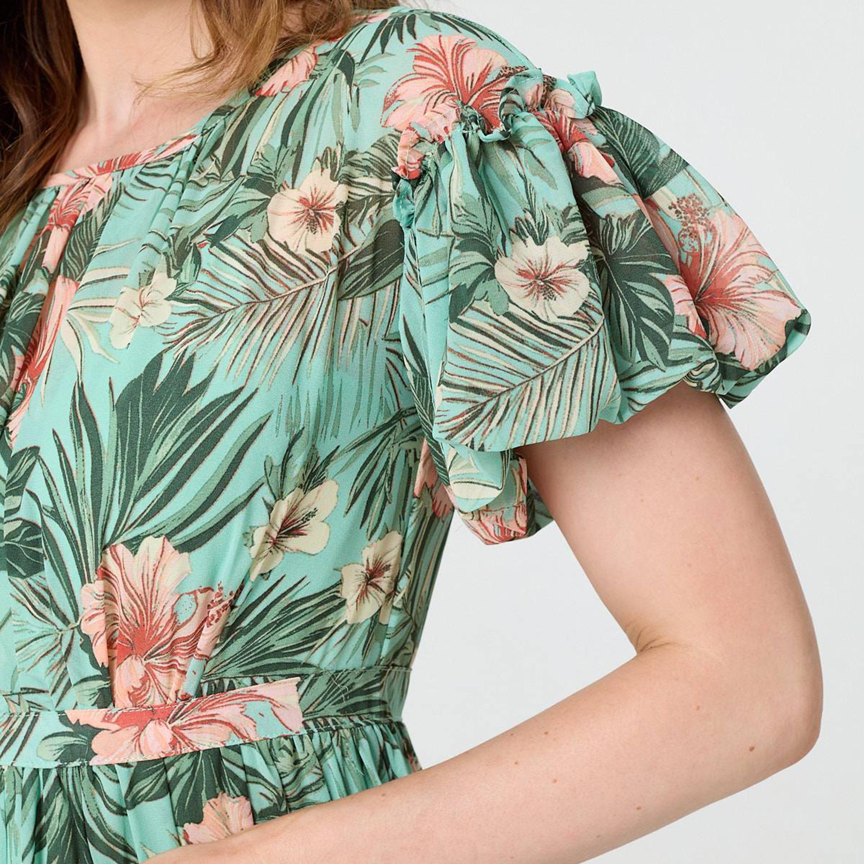 فستان ميدي "تيرد" بأكمام "باف" منفوخة وطبعة زهور بلون أخضر من إيزابيل لندن-women-clothing-dresses-image-4