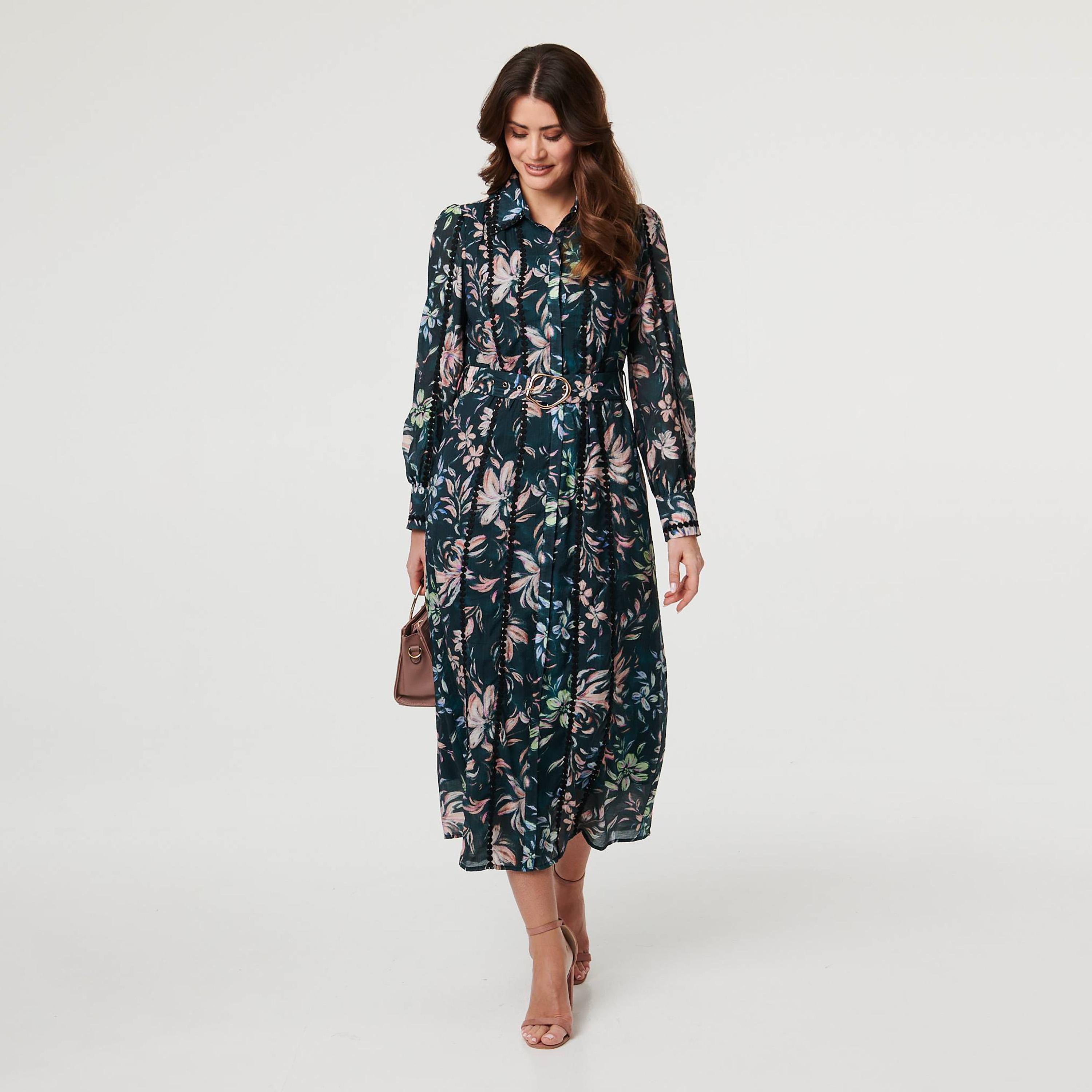 فستان قميص ميدي بياقة وأكمام "بيشوب" ونقوش زهور ملونة من إيزابيل لندن-women-clothing-dresses-image-3