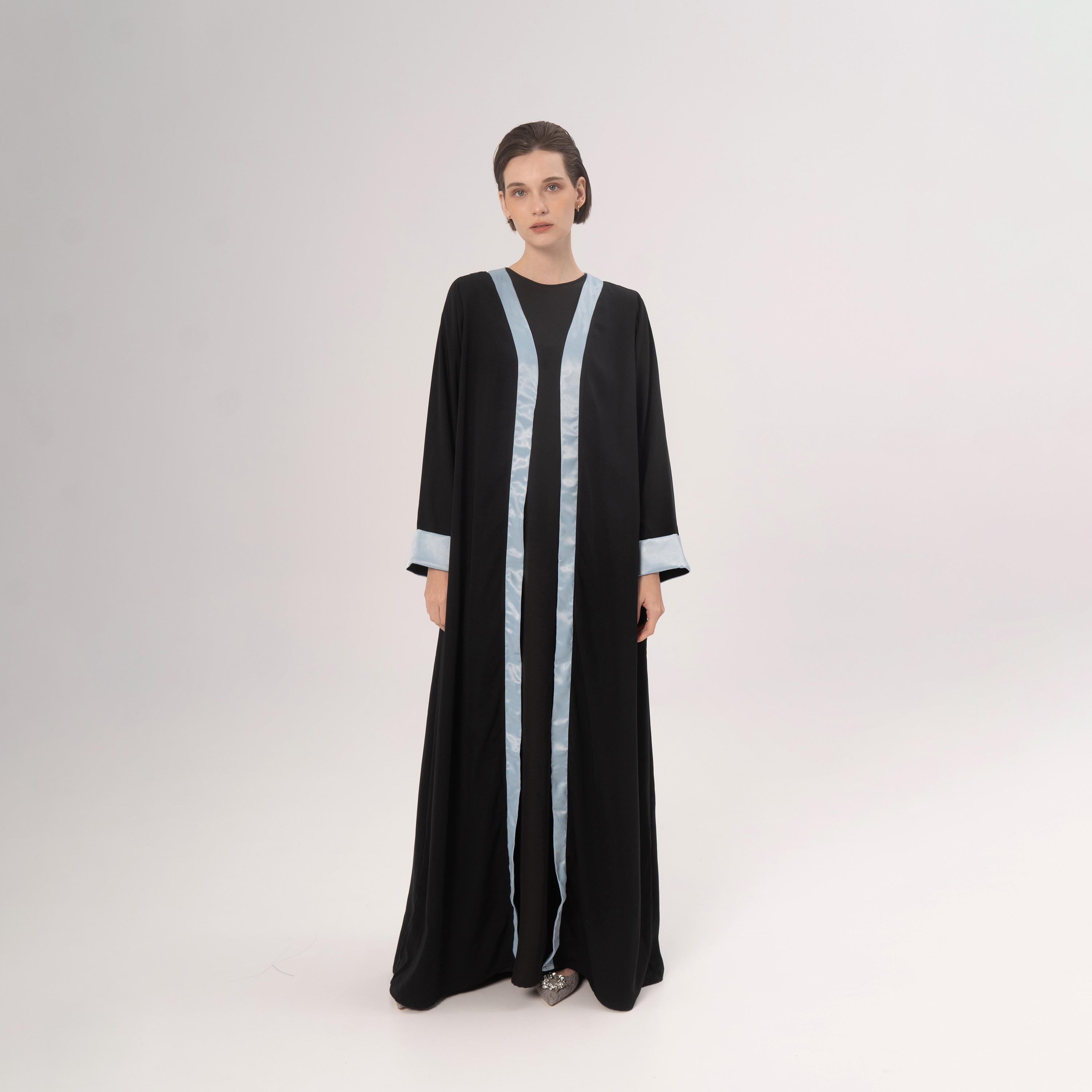 عباية نسائية من الكريب الطليعي من حديث المدينة-women-arabicclothing-abayas-image-1