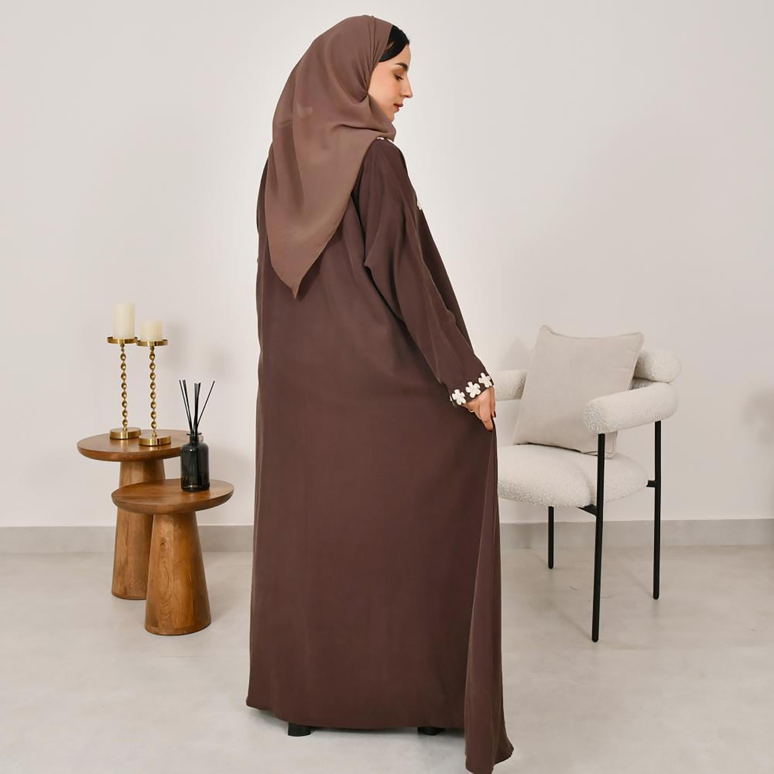 عباية نسائية من الكتان مطرزة بالورود مع حجاب من لمحة-women-arabicclothing-abayas-image-5