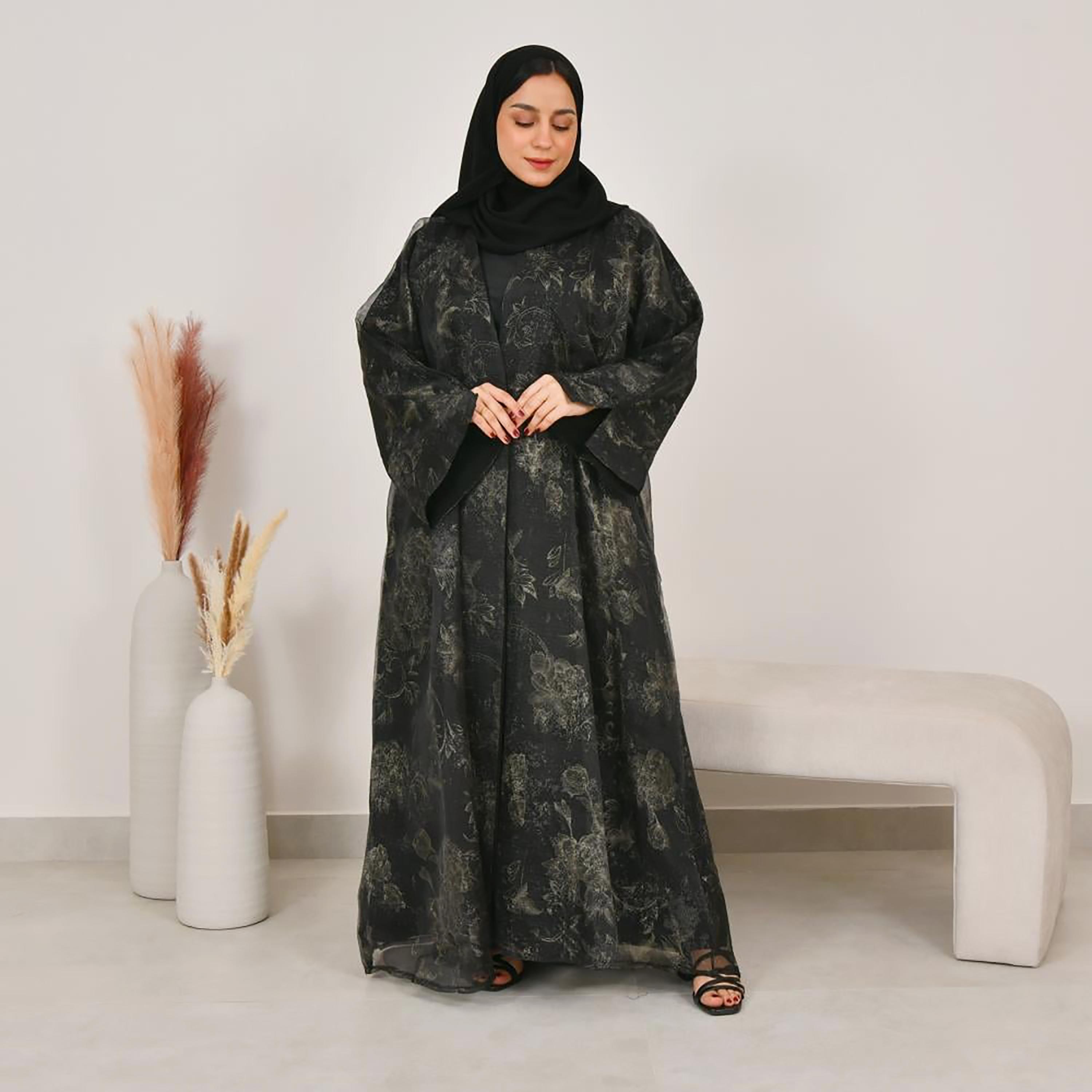عباية نسائية من الكتان بأكمام واسعة وطبعة زهور سوداء مع حجاب من لمحة-women-arabicclothing-abayas-image-1