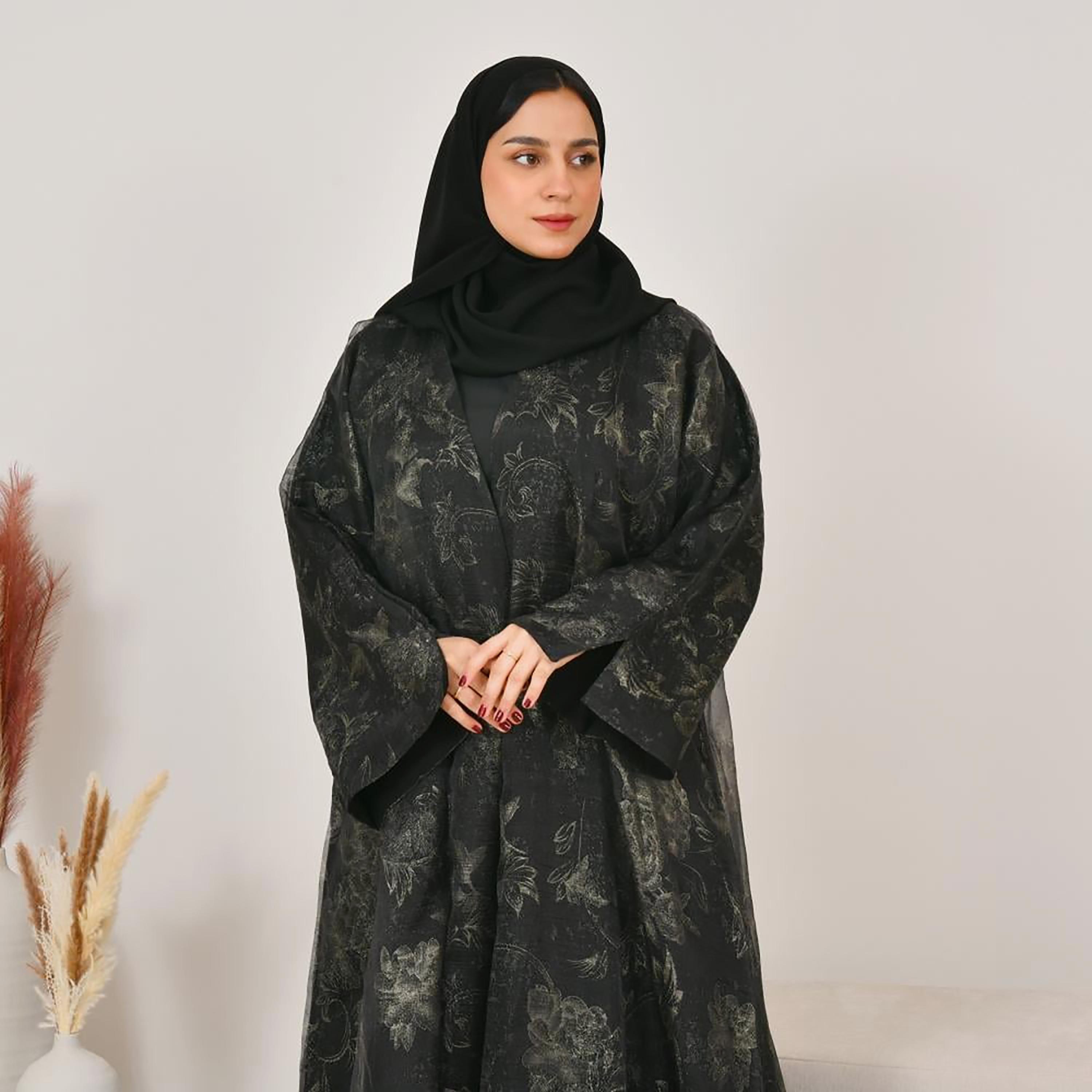 عباية نسائية من الكتان بأكمام واسعة وطبعة زهور سوداء مع حجاب من لمحة-women-arabicclothing-abayas-image-2