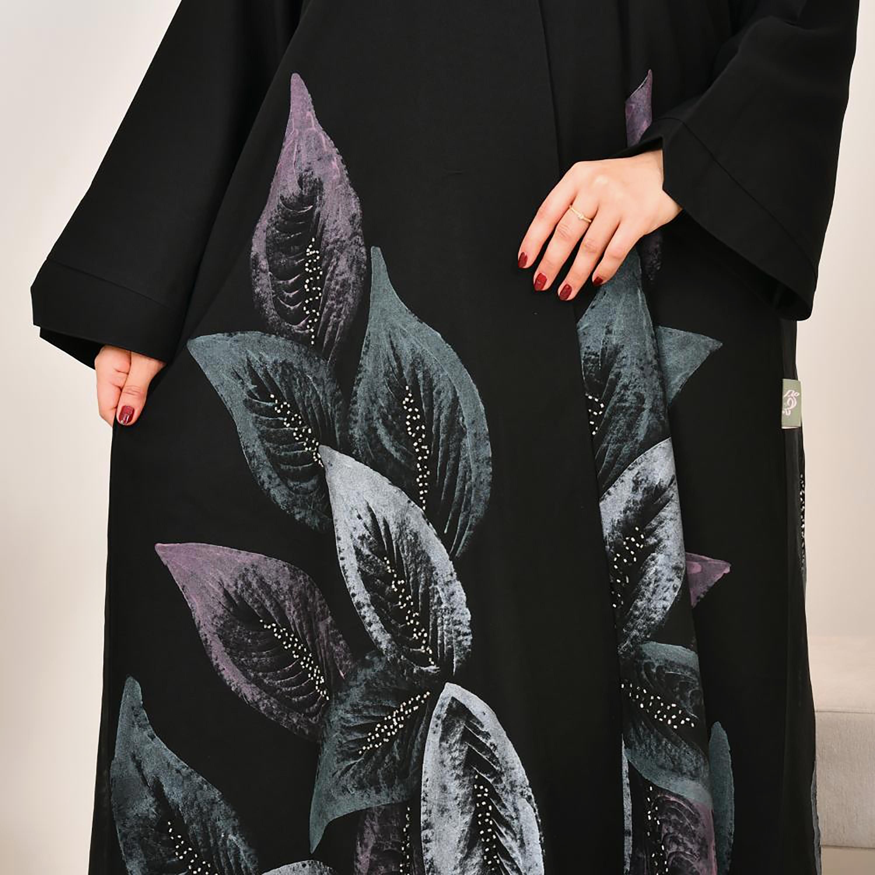 Lamha Black Leaf Print Notch Lapel Linen Women's Abaya with Hijab-women-arabicclothing-abayas-image-3