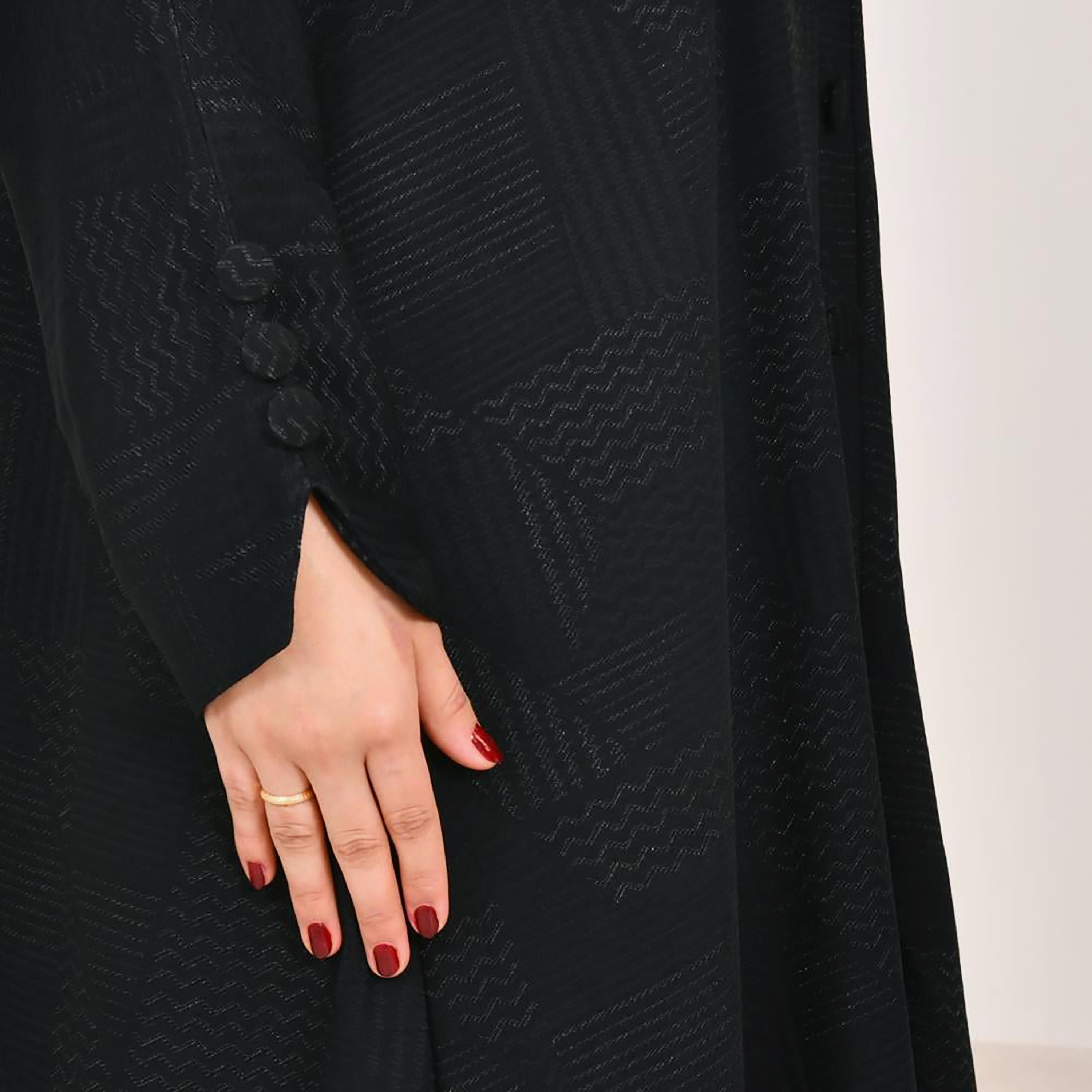 Lamha Black Notch Lapel Linen Women's Abaya with Hijab-women-arabicclothing-abayas-image-3