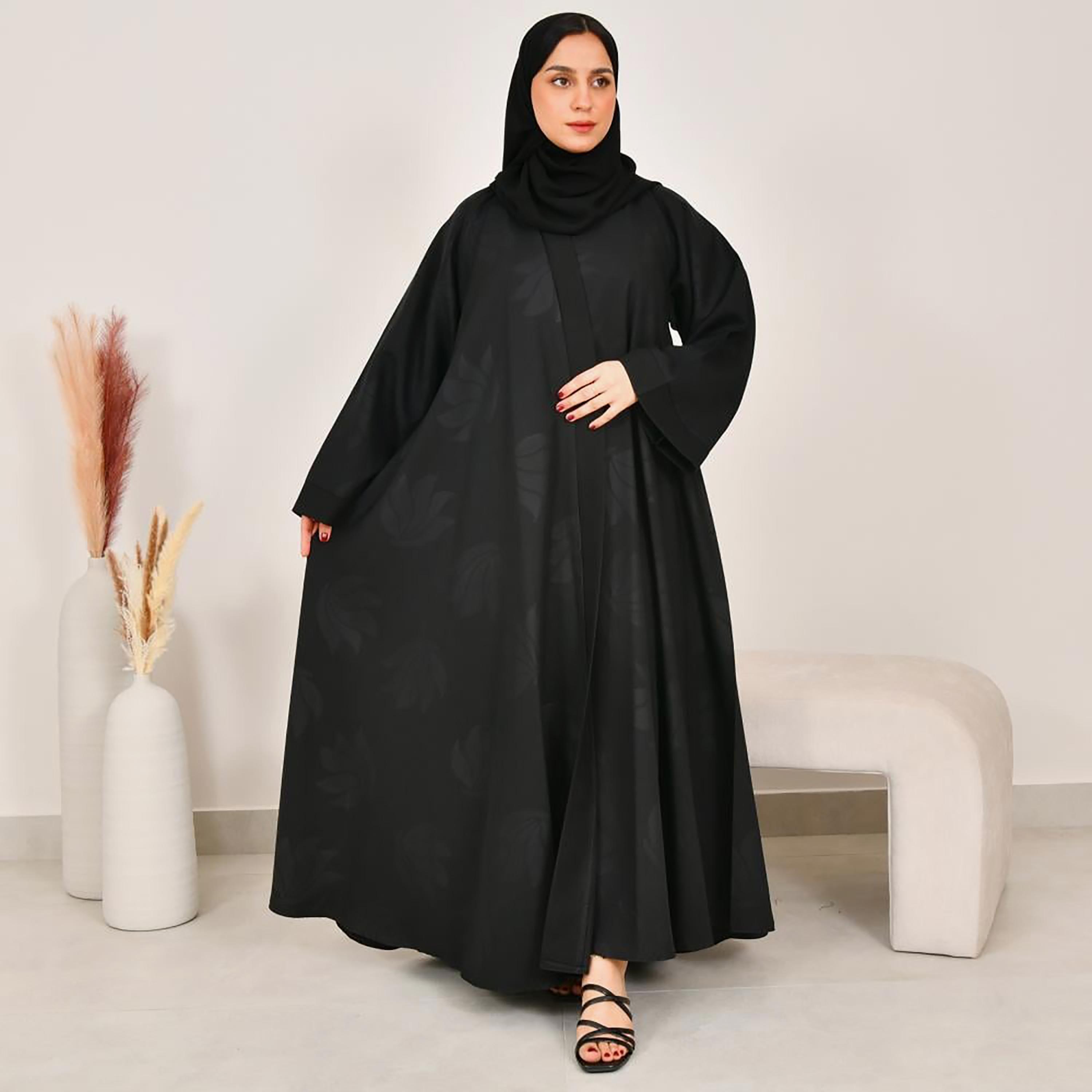 عباية نسائية من الكتان بأكمام واسعة وطبعة مربعات سوداء مع حجاب من لمحة-women-arabicclothing-abayas-image-1