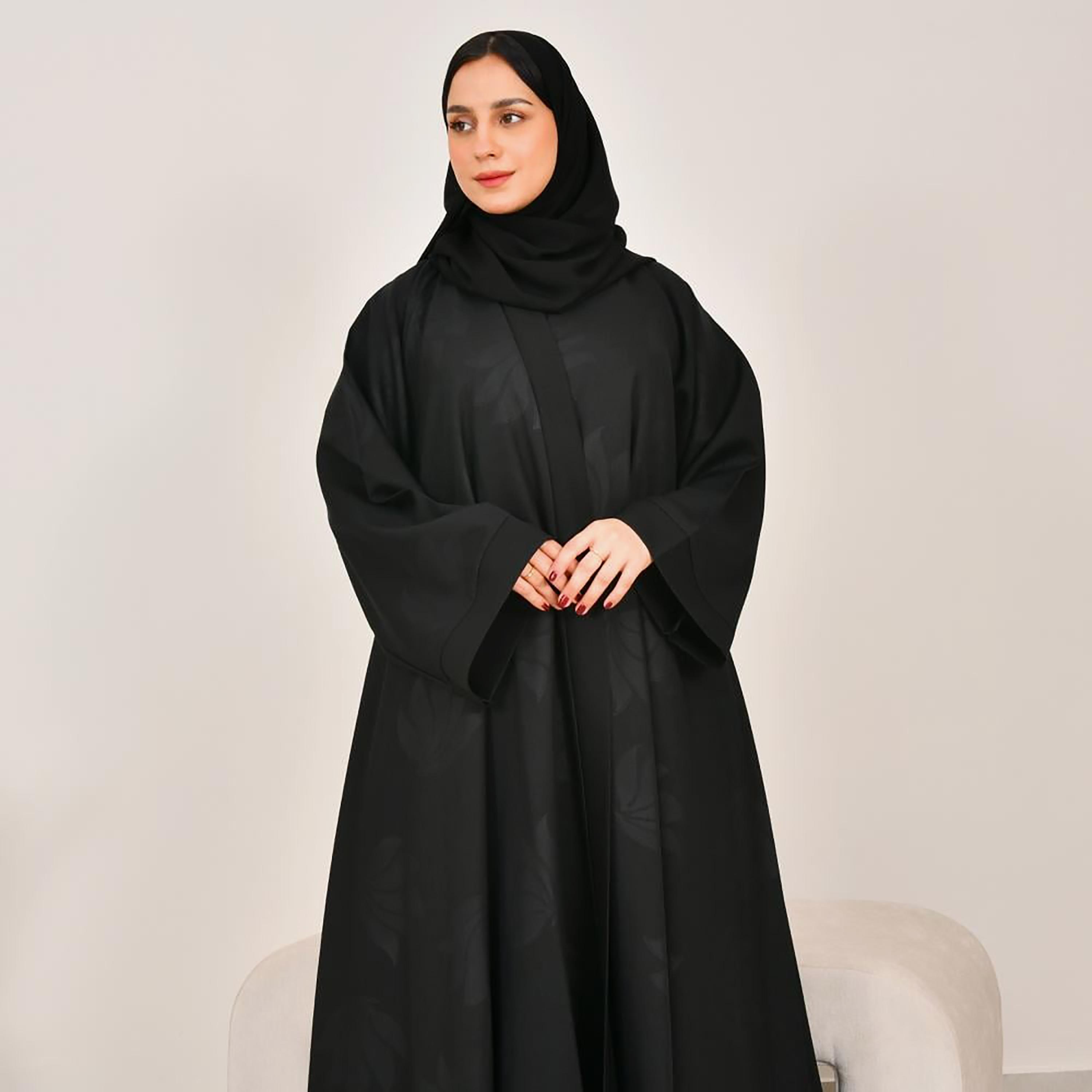 عباية نسائية من الكتان بأكمام واسعة وطبعة مربعات سوداء مع حجاب من لمحة-women-arabicclothing-abayas-image-2