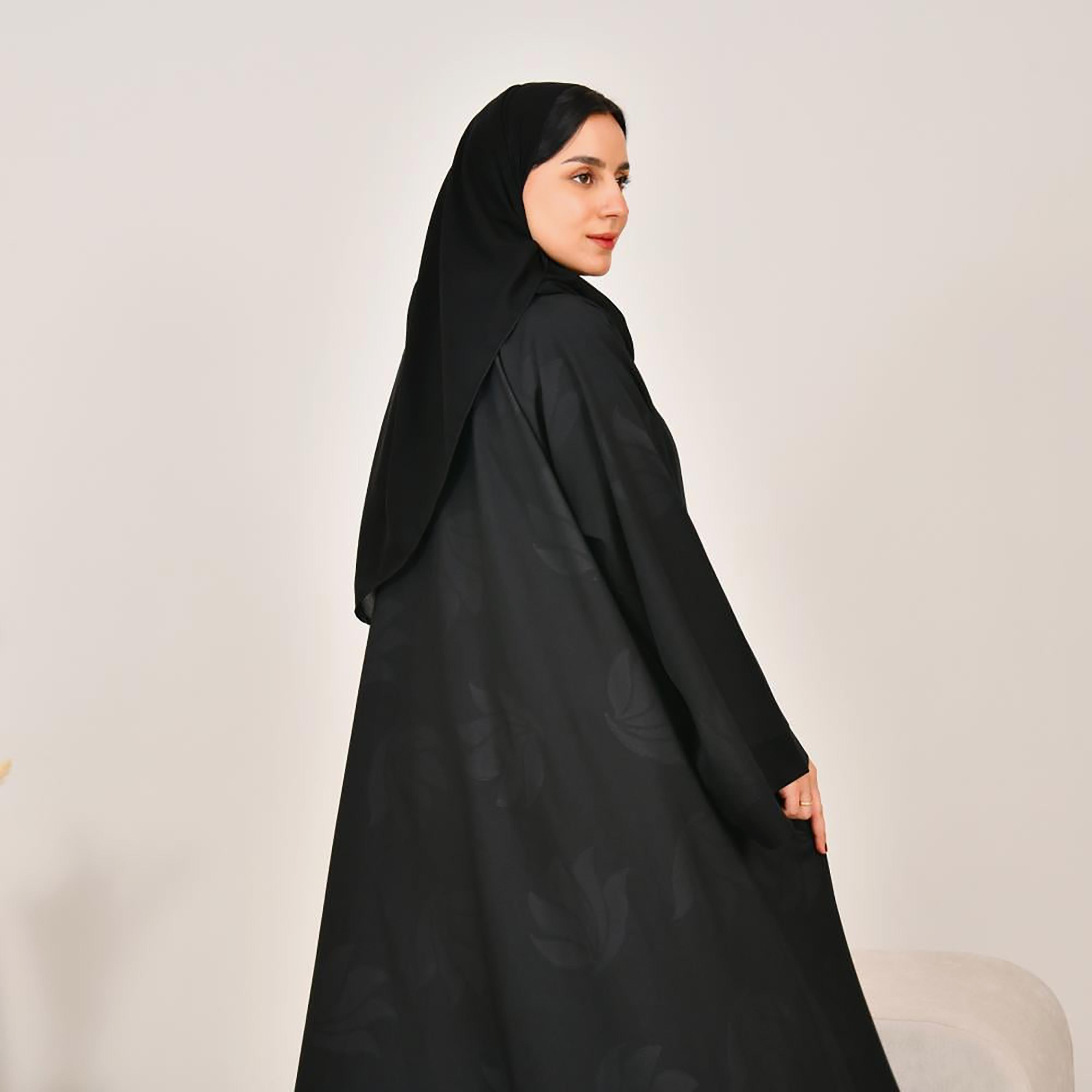 عباية نسائية من الكتان بأكمام واسعة وطبعة مربعات سوداء مع حجاب من لمحة-women-arabicclothing-abayas-image-5