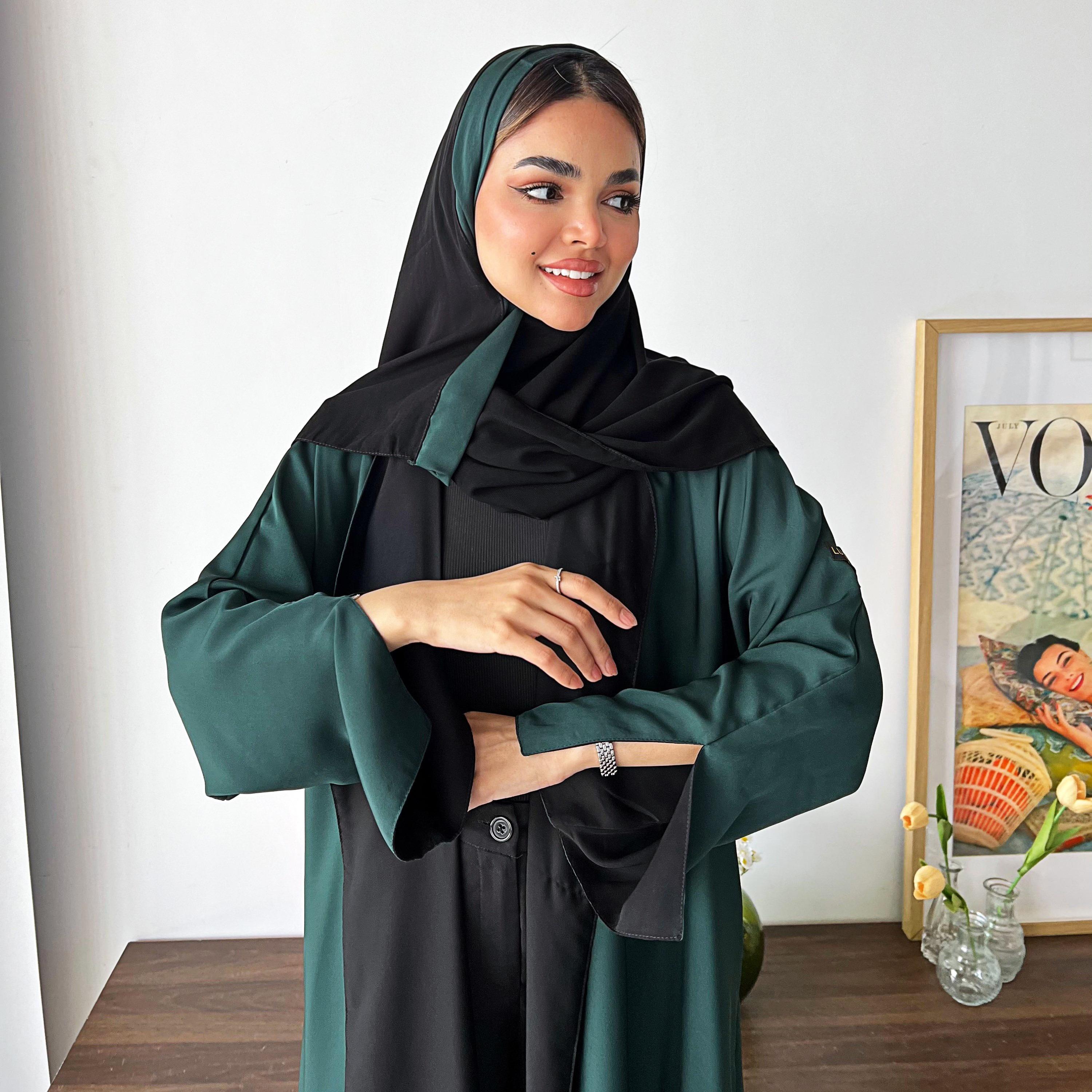 عباءة نسائية "كلوش" بوجهين بأكمام واسعة مع حجاب من لوسين عباية-women-arabicclothing-abayas-image-2
