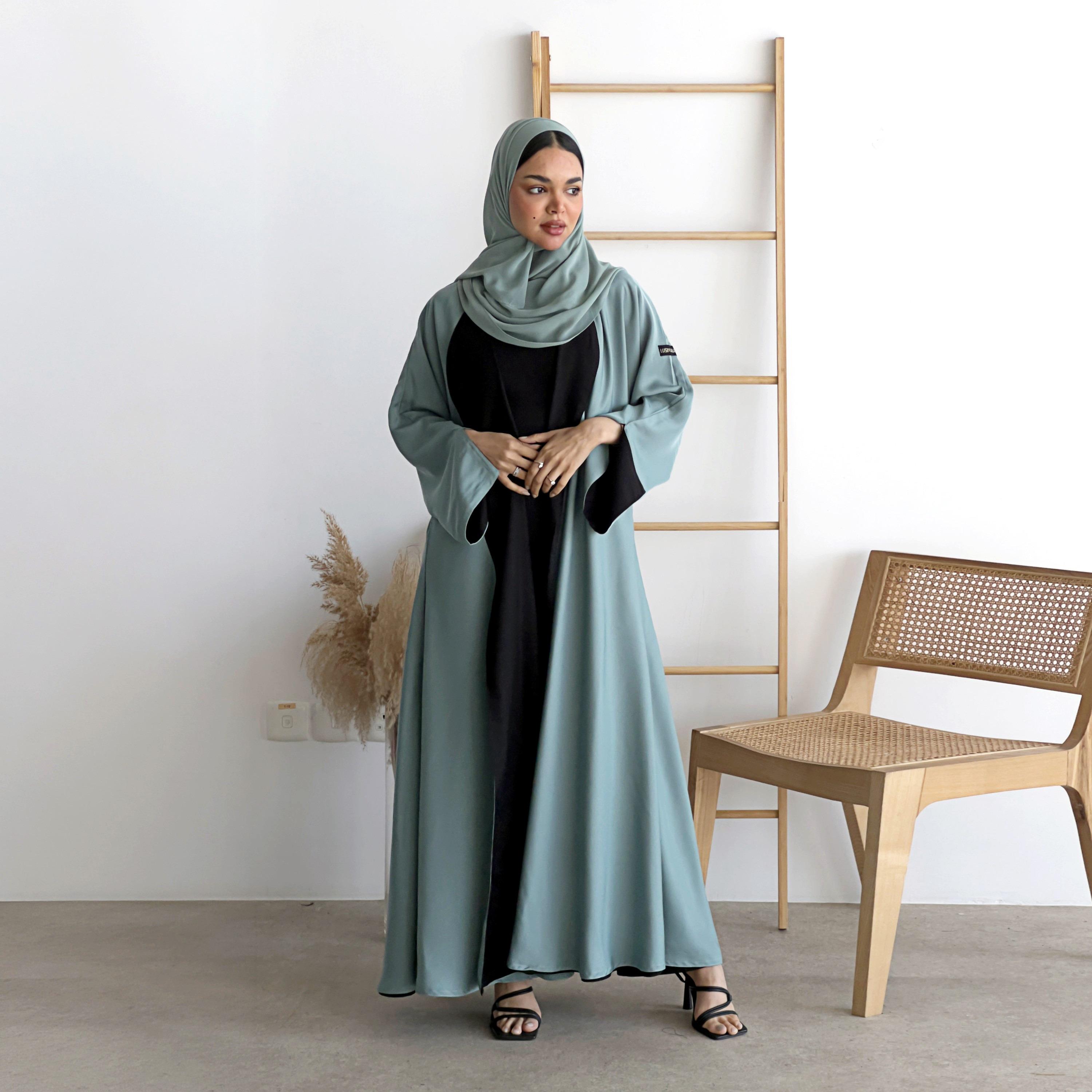 Lusin Abaya Wide Sleeves Women's Double Face Cloche Abaya with Hijab-women-arabicclothing-abayas-image-1