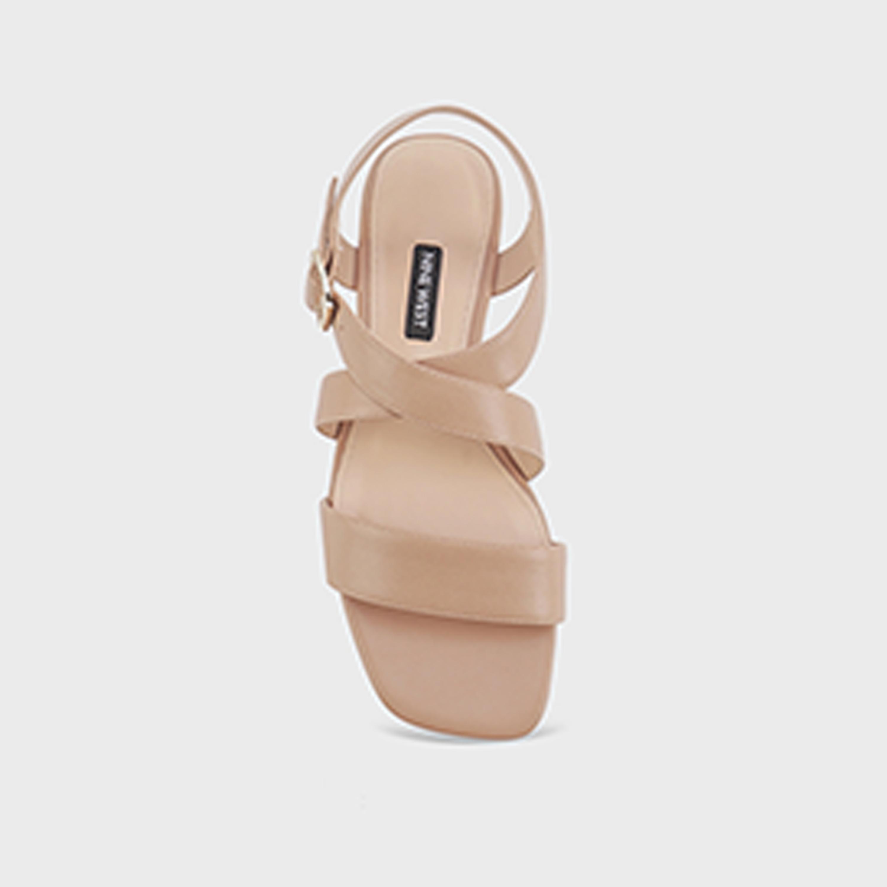 ناين ويست- صندل بحزام وإبزيم للنساء | ETRINA 5FX-women-shoes-sandals-flats-image-6