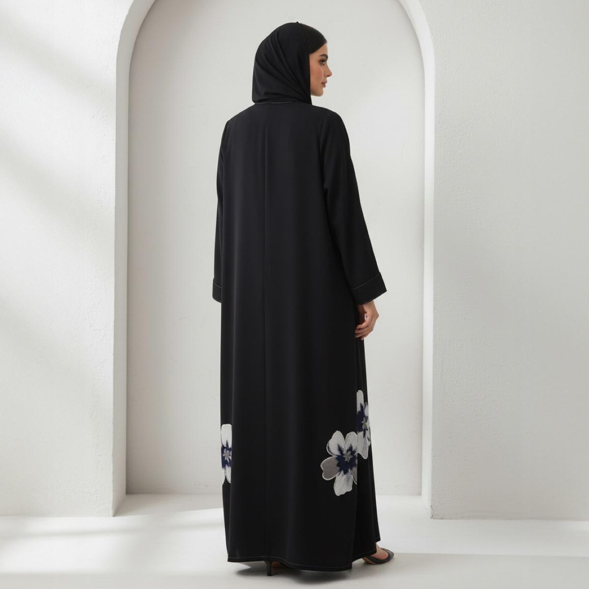 عباية مطرزة بالورود الذهبية بلوسوم إيليجانس مع حجاب من فاشون لاين-women-arabicclothing-abayas-image-5