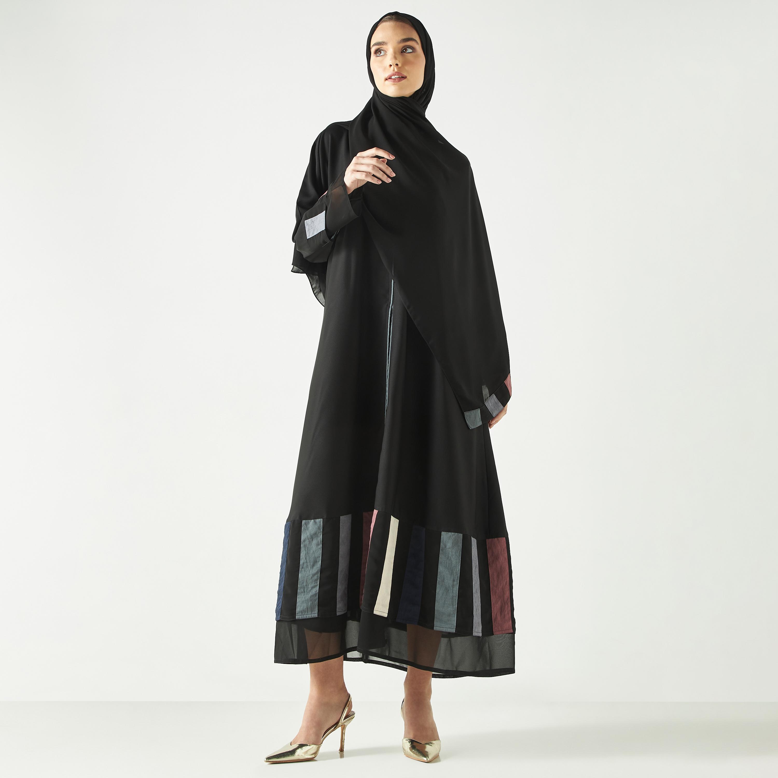 Hadiyath Al Madinah Colourblock Abaya with V-neck-women-arabicclothing-abayas-image-4