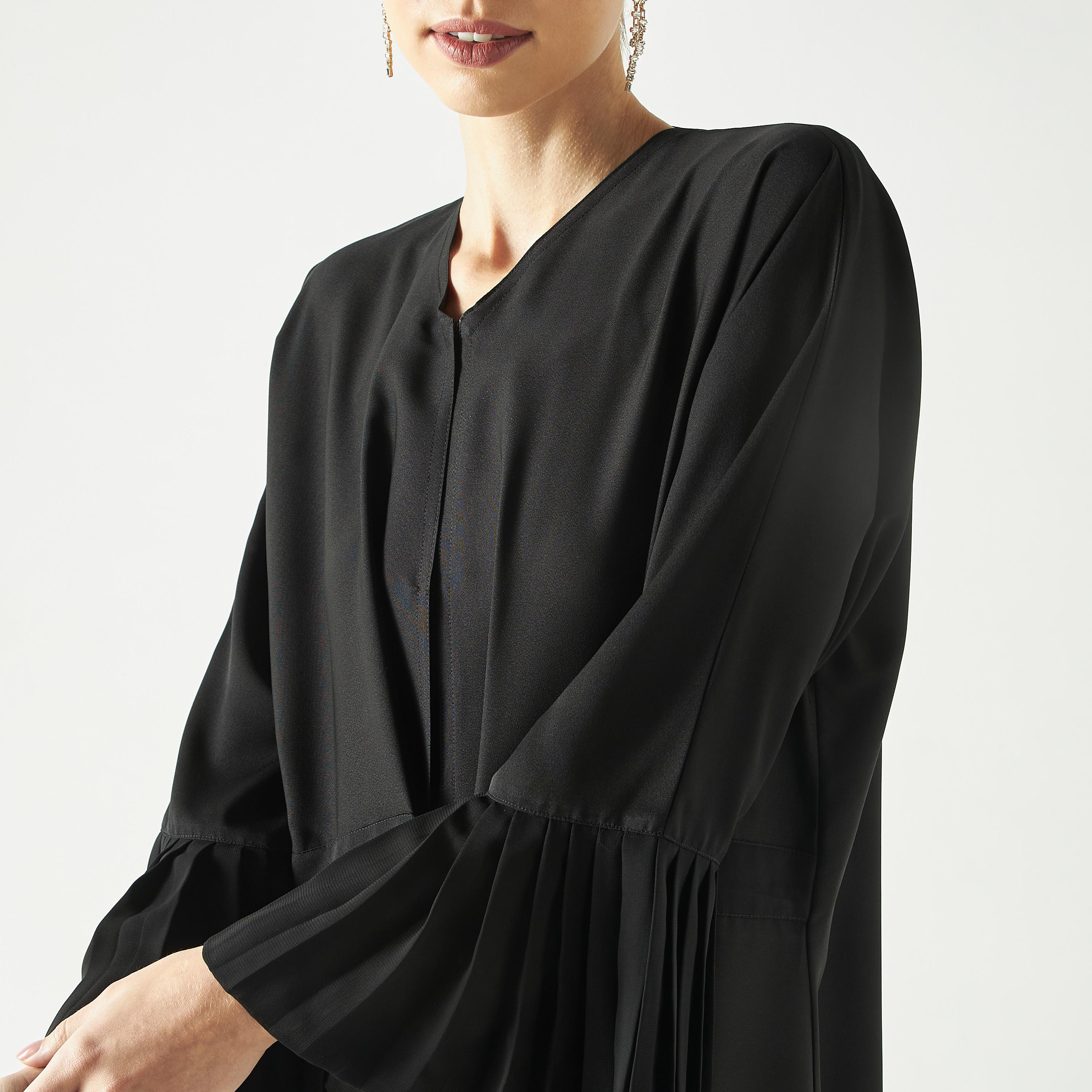 Hadiyath Al Madinah Pleated Abaya with Tie-Up-women-arabicclothing-abayas-image-3