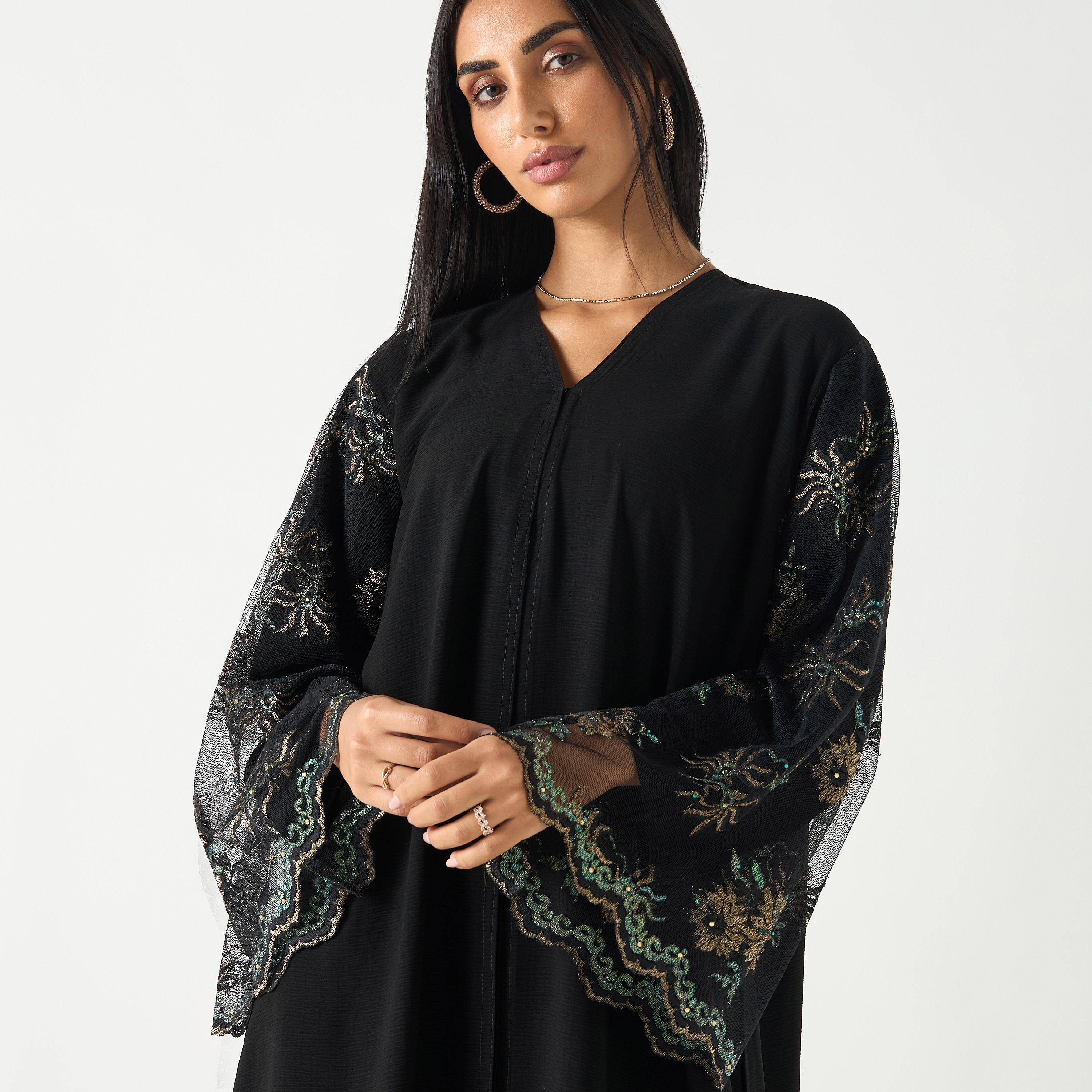 عباية مزيّنة بياقة V وحجاب من هدية المدينة-women-arabicclothing-abayas-image-3