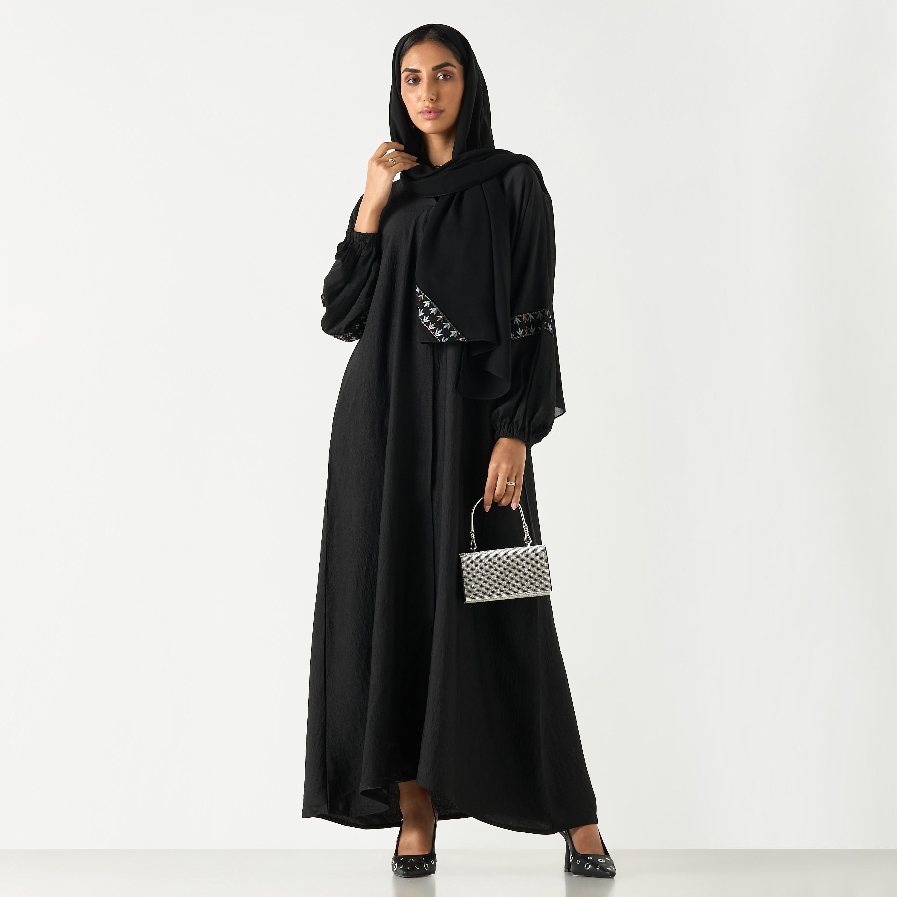 عباية مطرزة بياقة V وحجاب من هدية المدينة-women-arabicclothing-abayas-image-4
