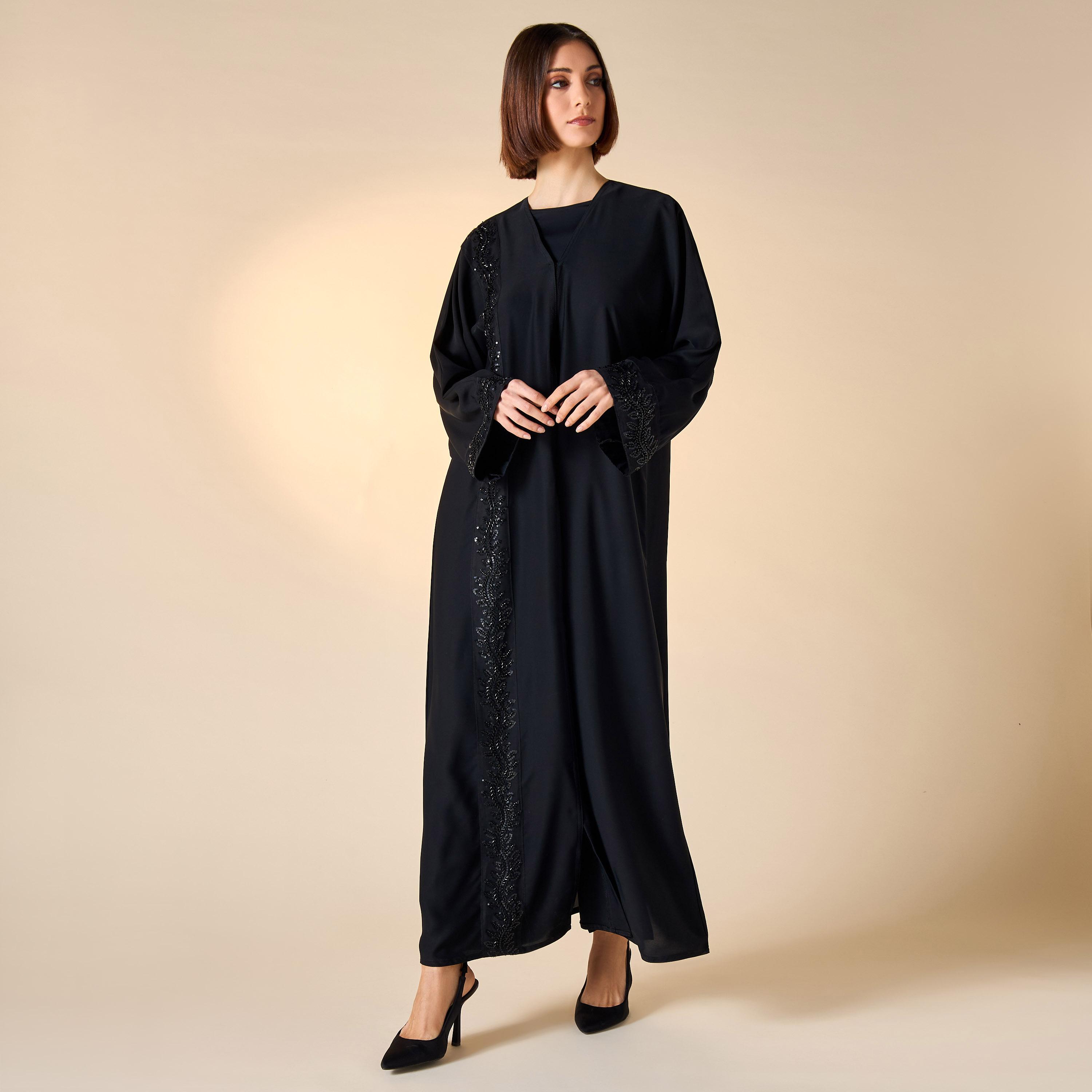 عباية بياقة V وزينة ترتر مع حجاب من حديث المدينة-women-arabicclothing-abayas-image-1