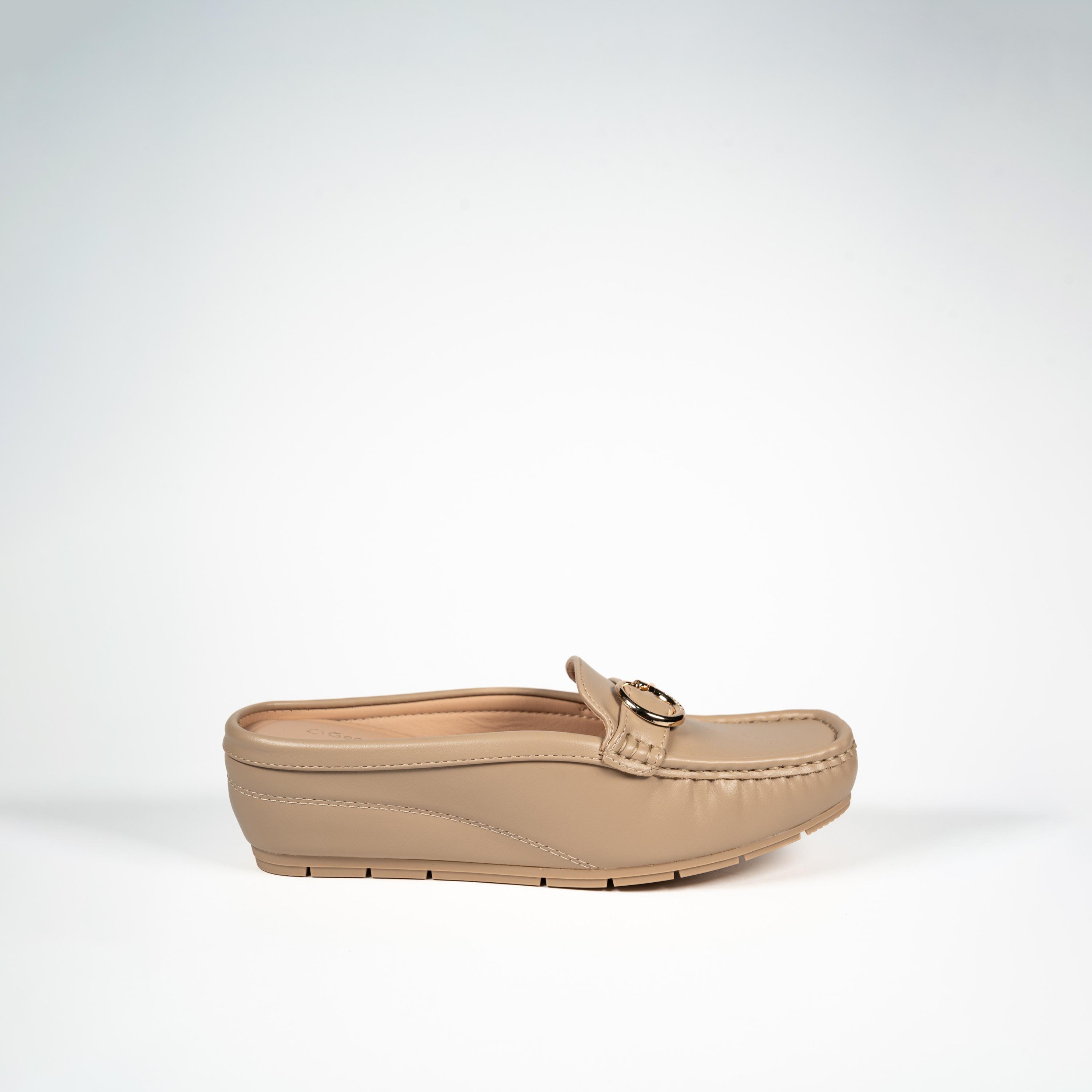 جيومني - حذاء ويك سهل الارتداء بكعب إسفيني للنساء | G25225-20-BEIGE-women-shoes-loafersandmoccasins-image-4