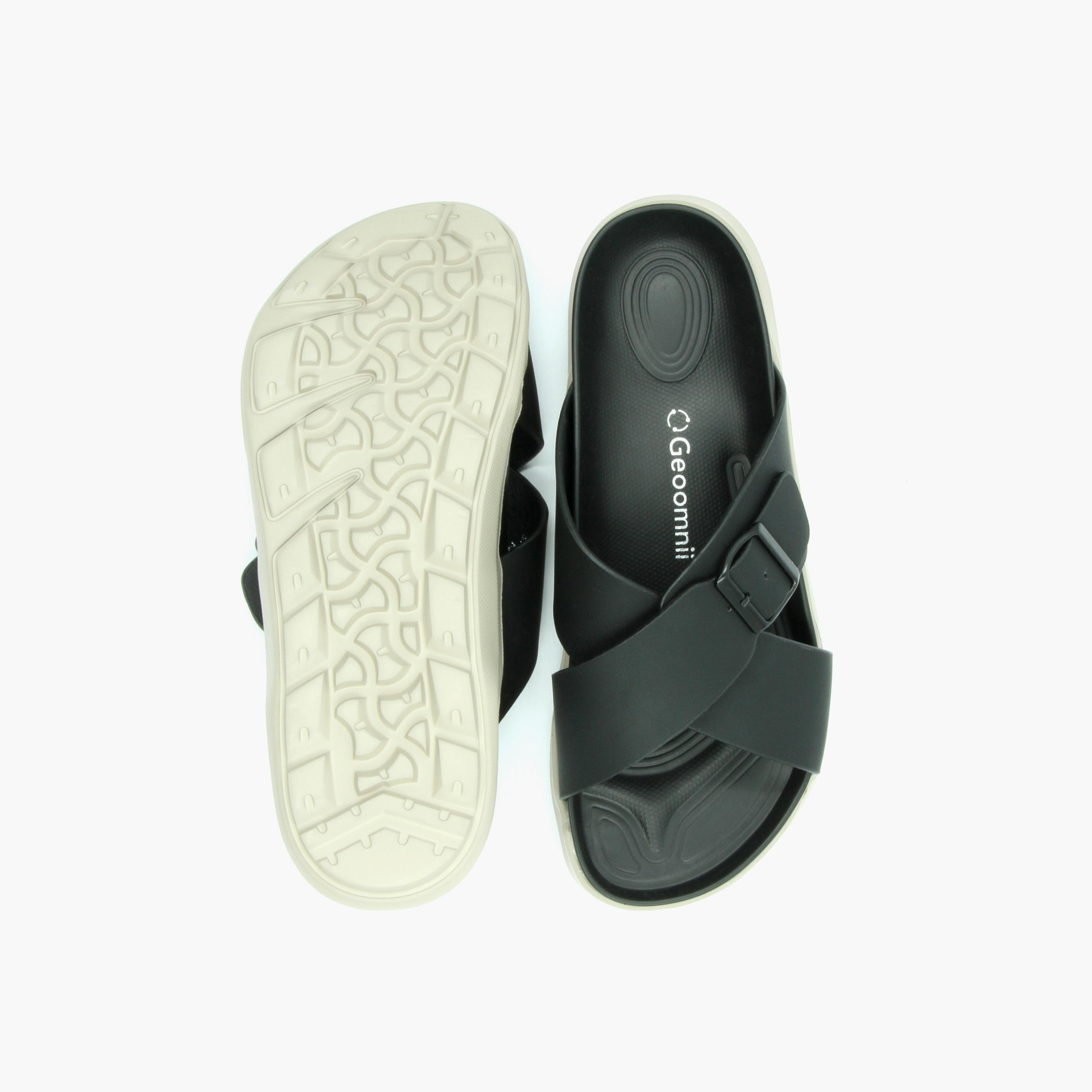 Geoomnii Men's Slip-On Galahad Cross Strap Sandals | GM-FY022-BLACK-men-shoes-sandals-image-3