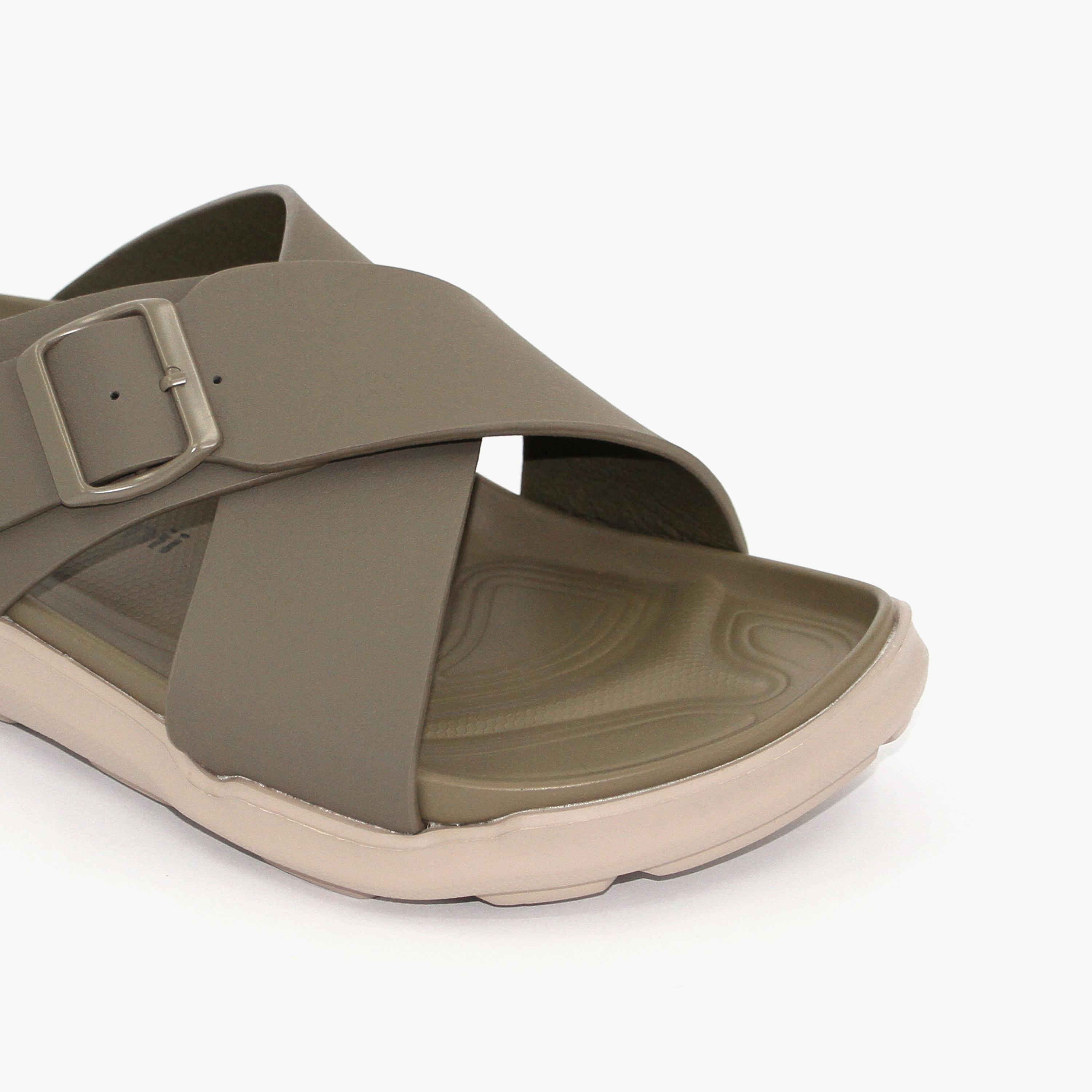 Geoomnii Men's Slip-On Galahad Cross Strap Sandals | GM-FY022-BLACK-men-shoes-sandals-image-2